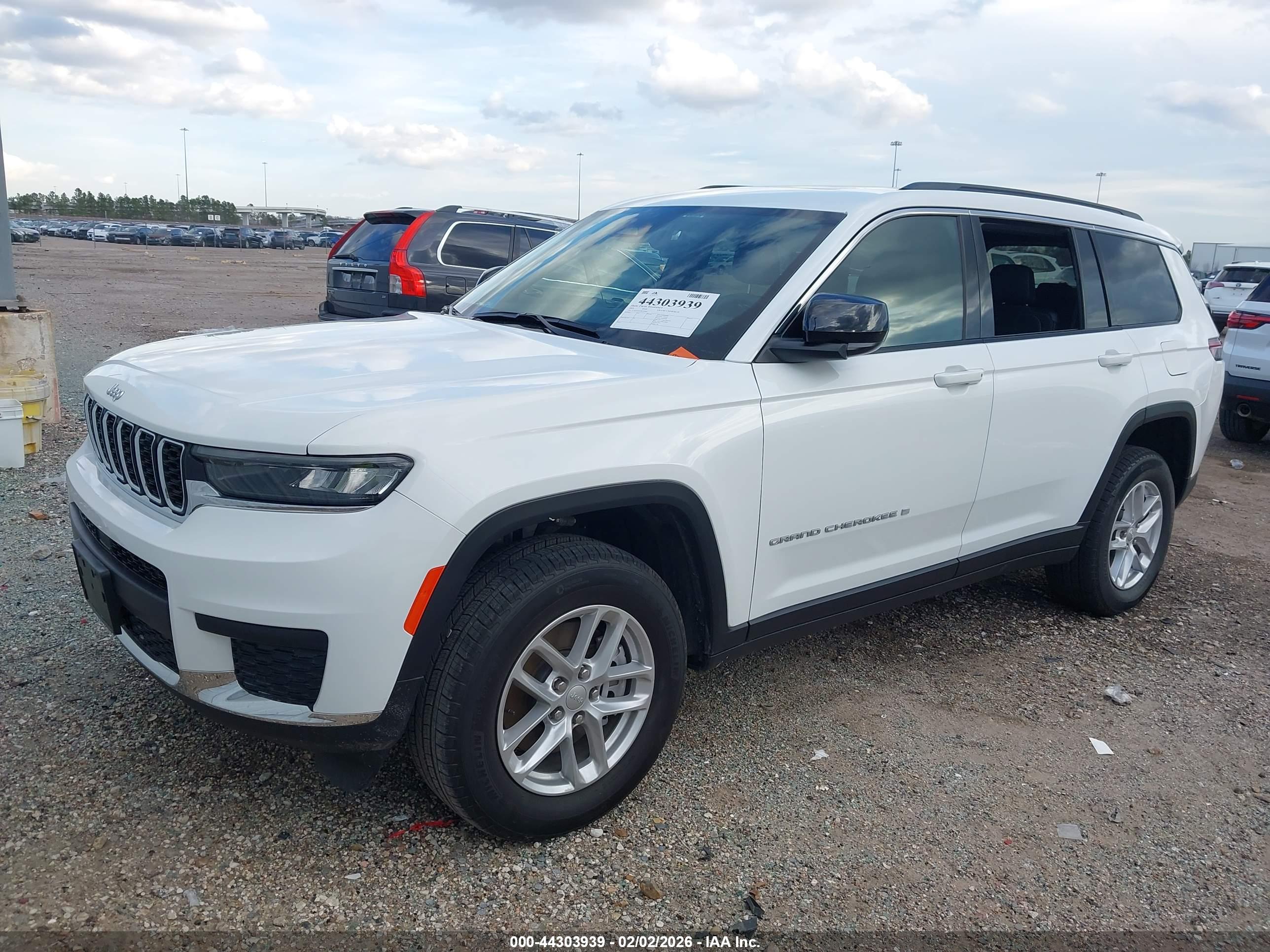 JEEP GRAND image 2