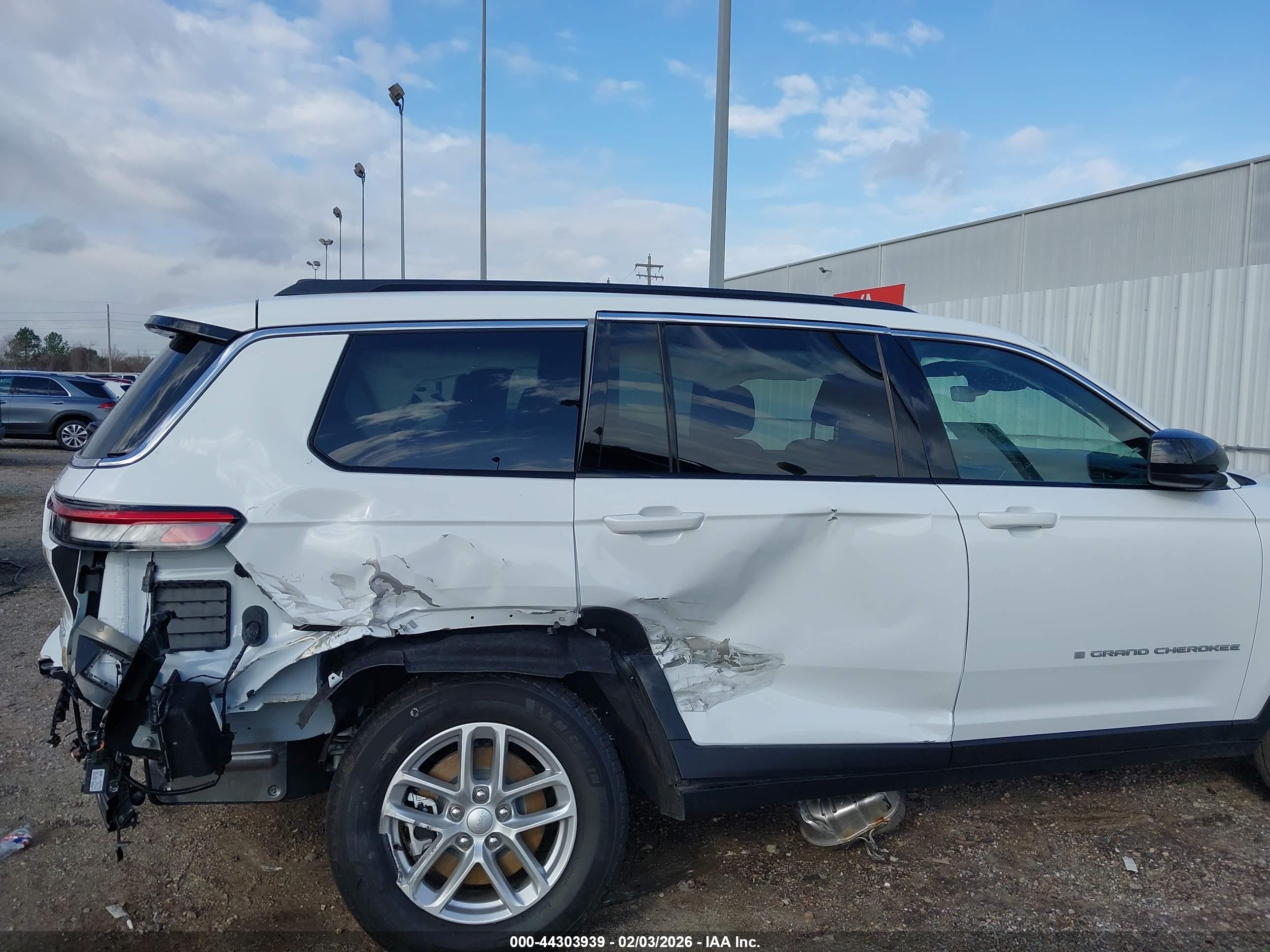 JEEP GRAND image 6