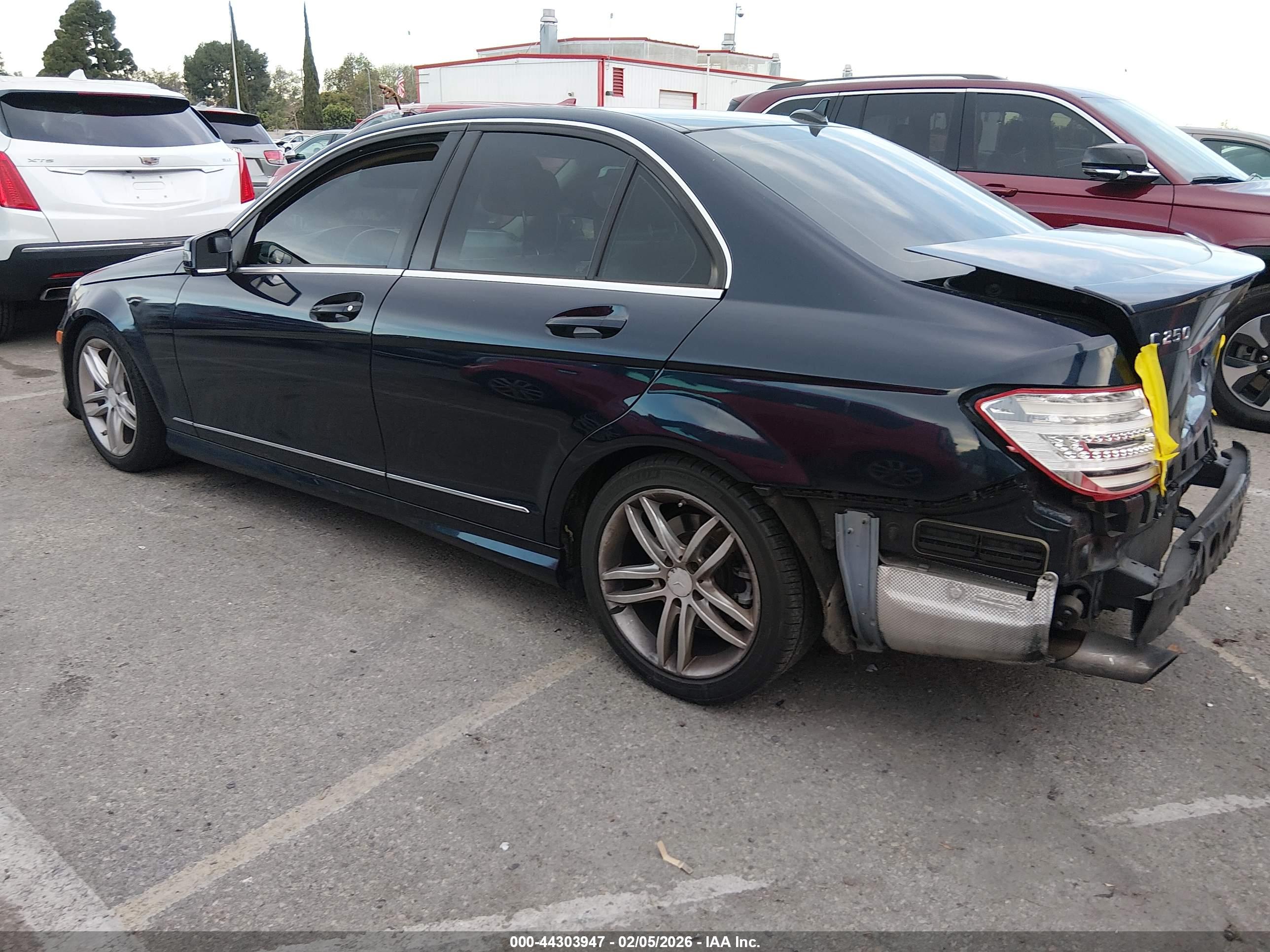 MERCEDES-BENZ C image 3