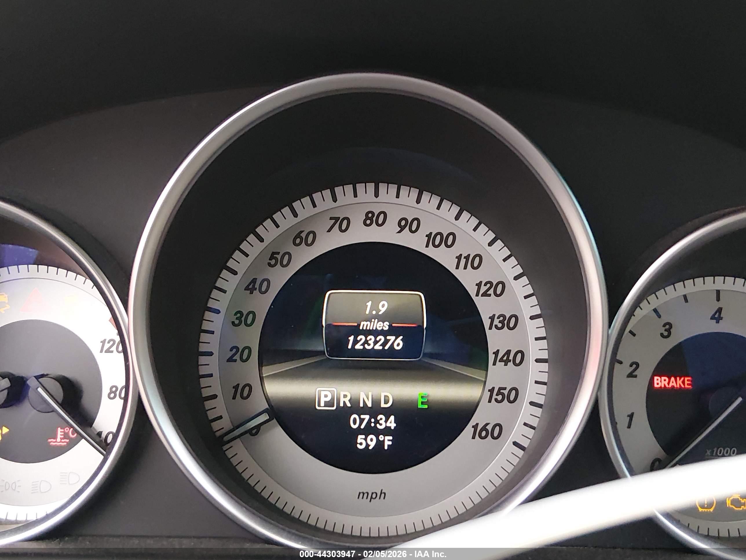 MERCEDES-BENZ C image 7