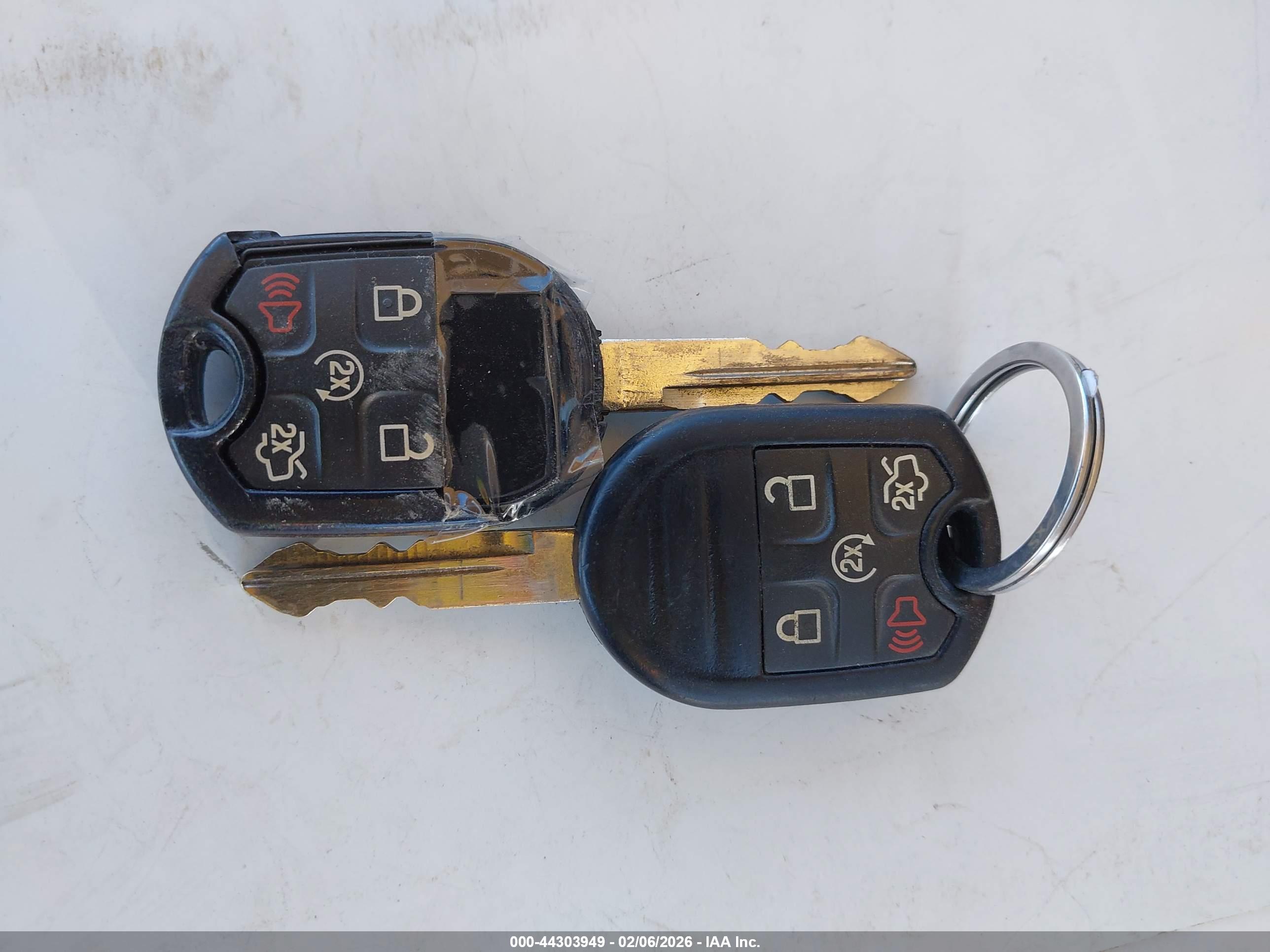 FORD EXPEDITION image 11