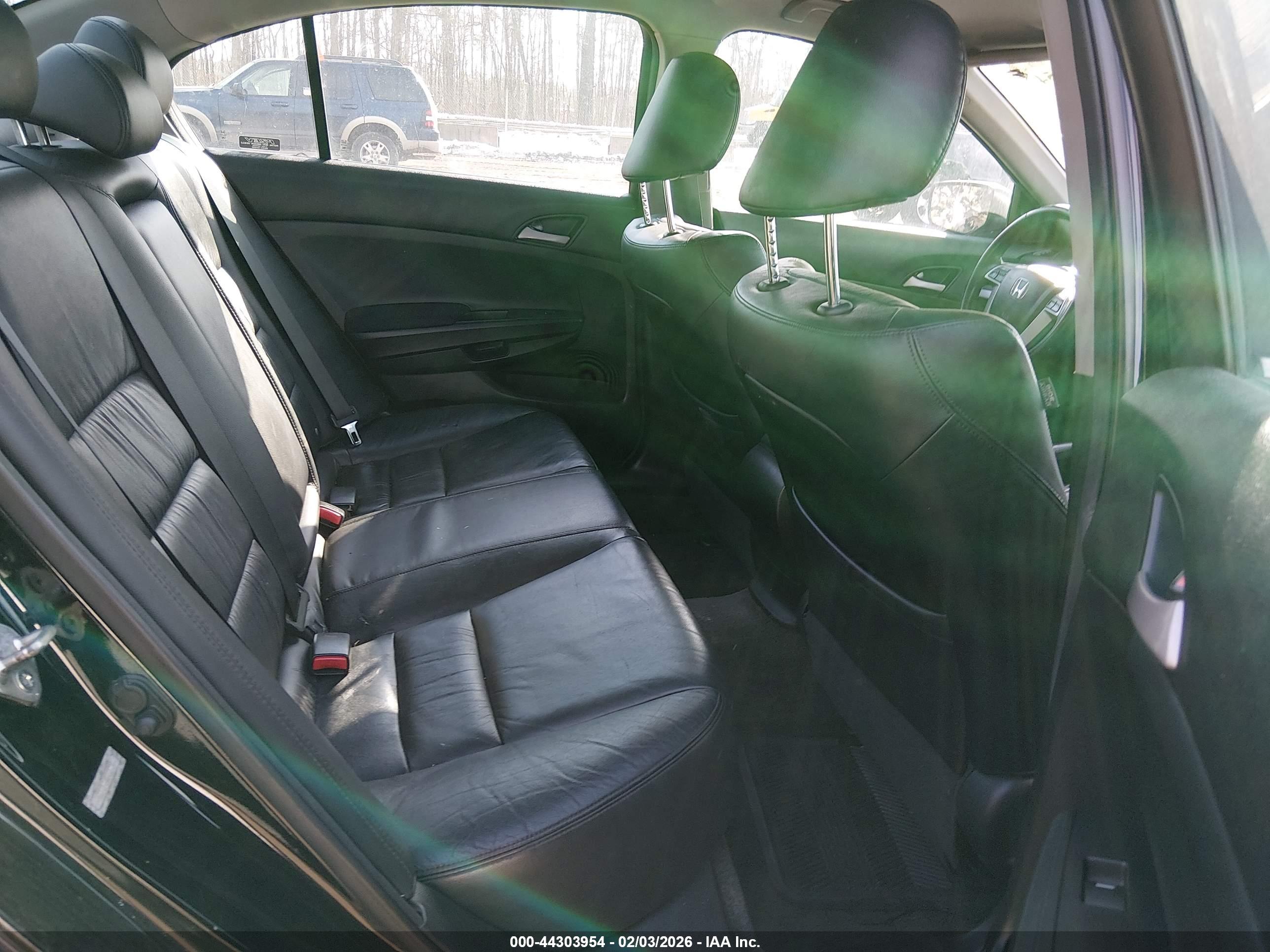 HONDA ACCORD image 8
