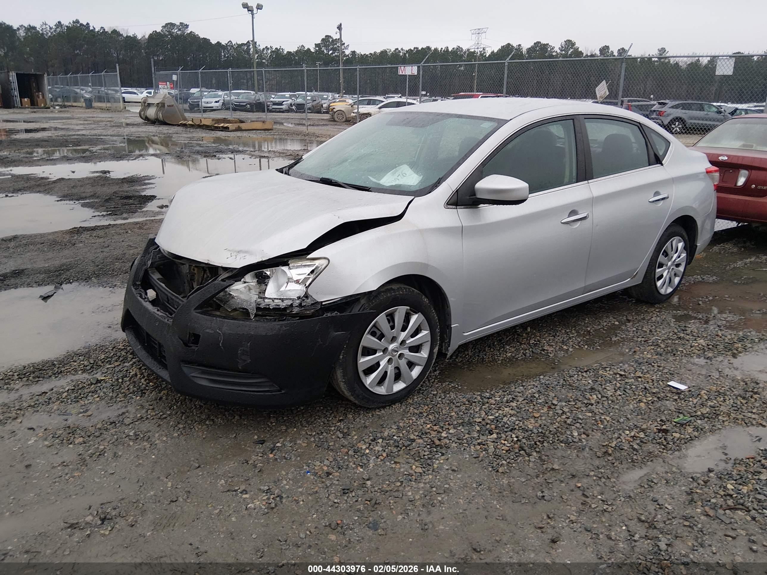 NISSAN SENTRA image 2
