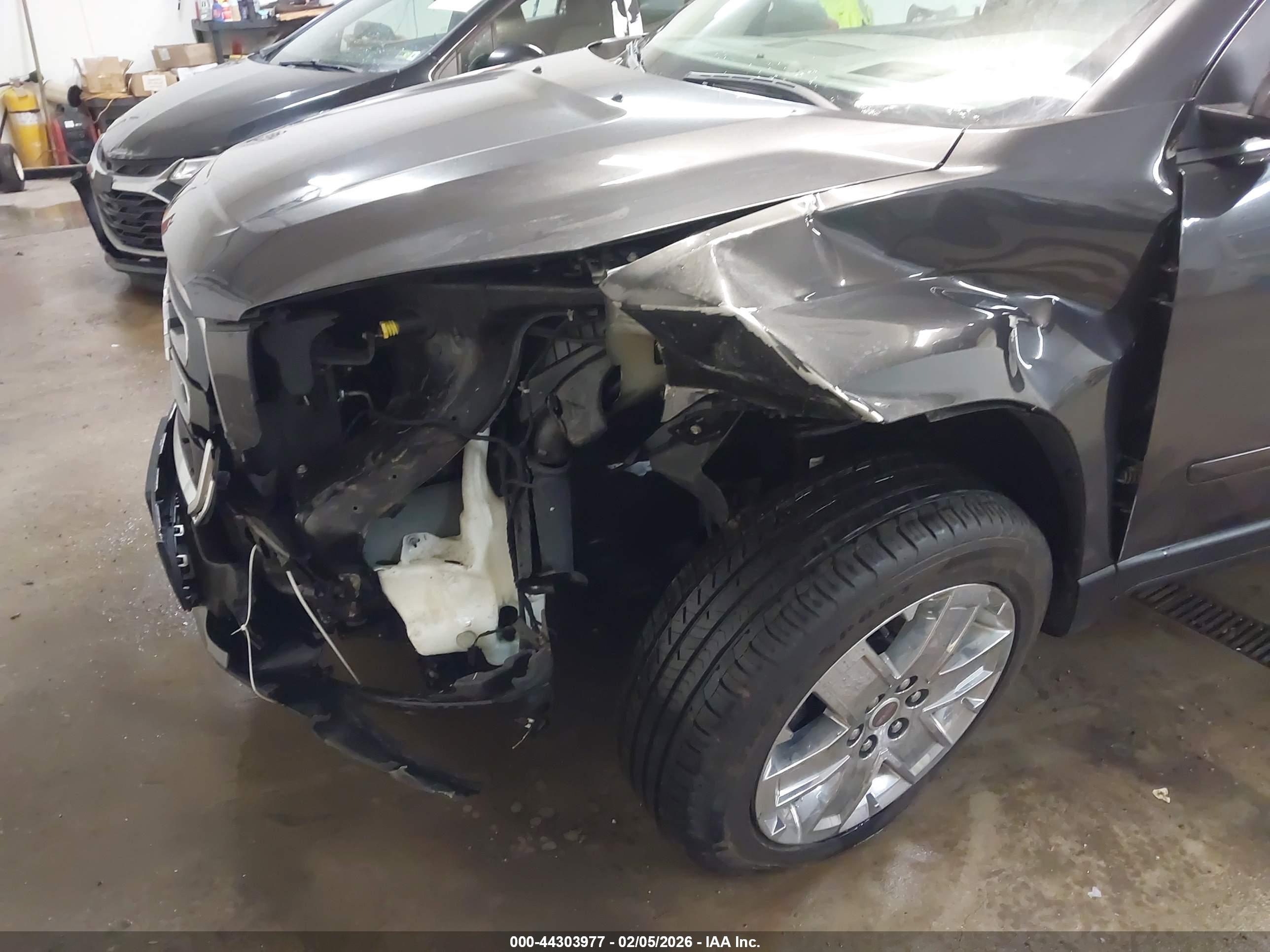 GMC ACADIA image 6