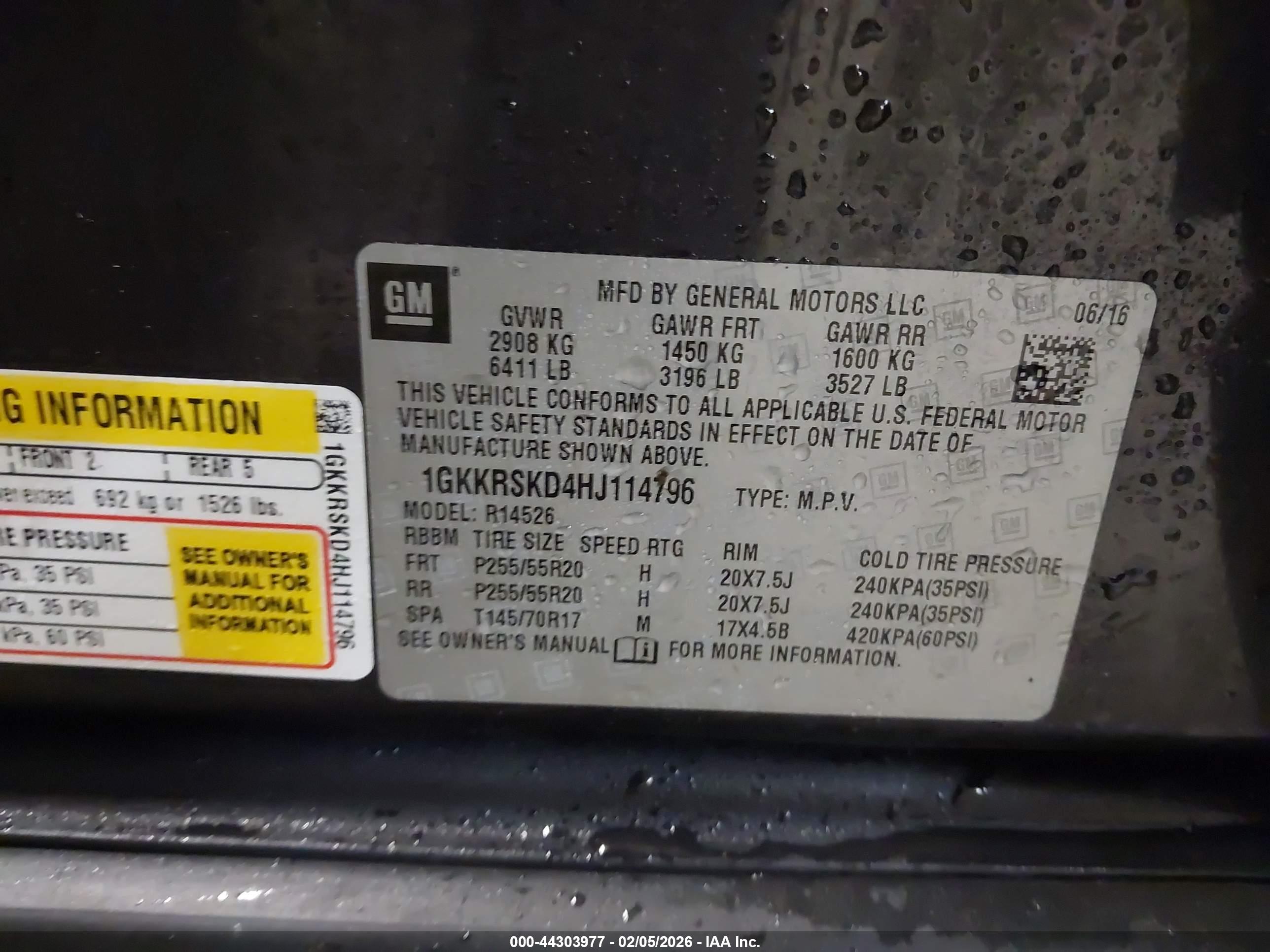 GMC ACADIA image 9