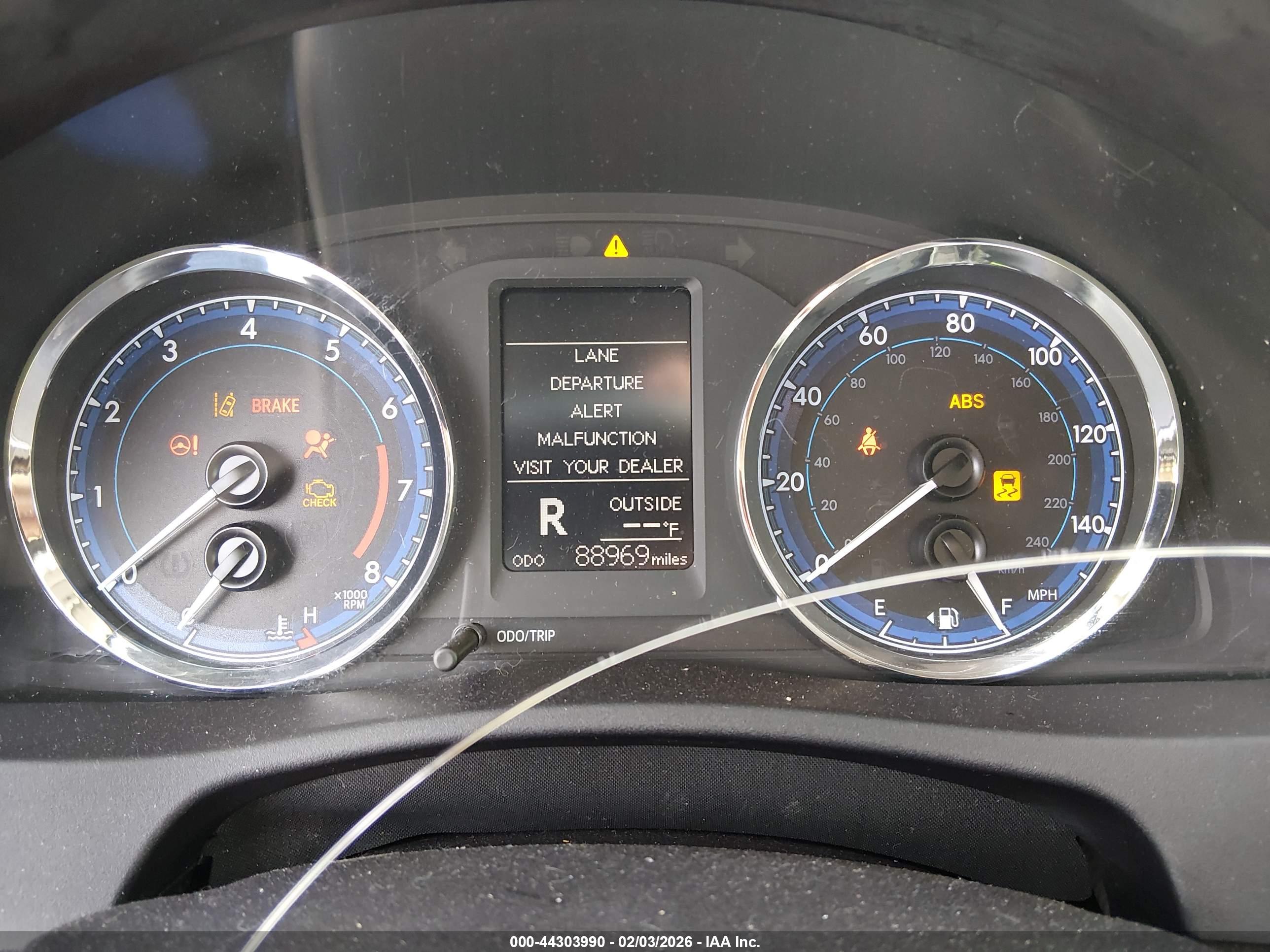 TOYOTA COROLLA image 7