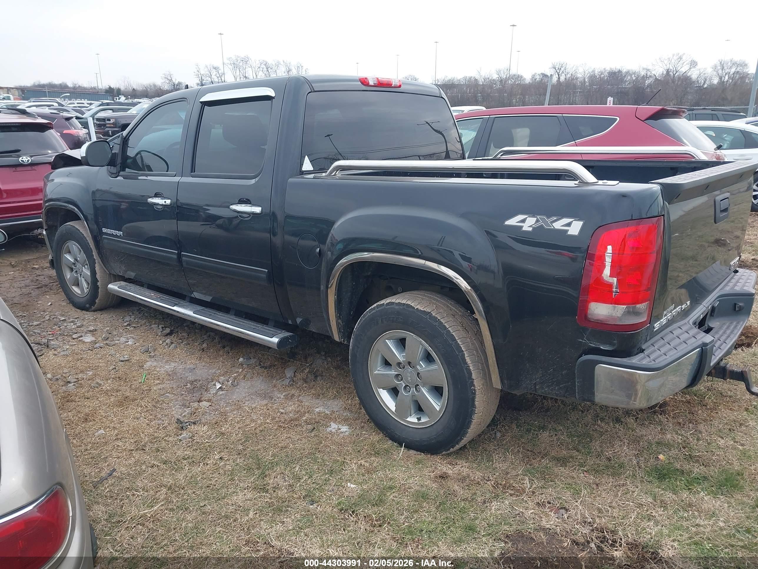 GMC SIERRA image 3