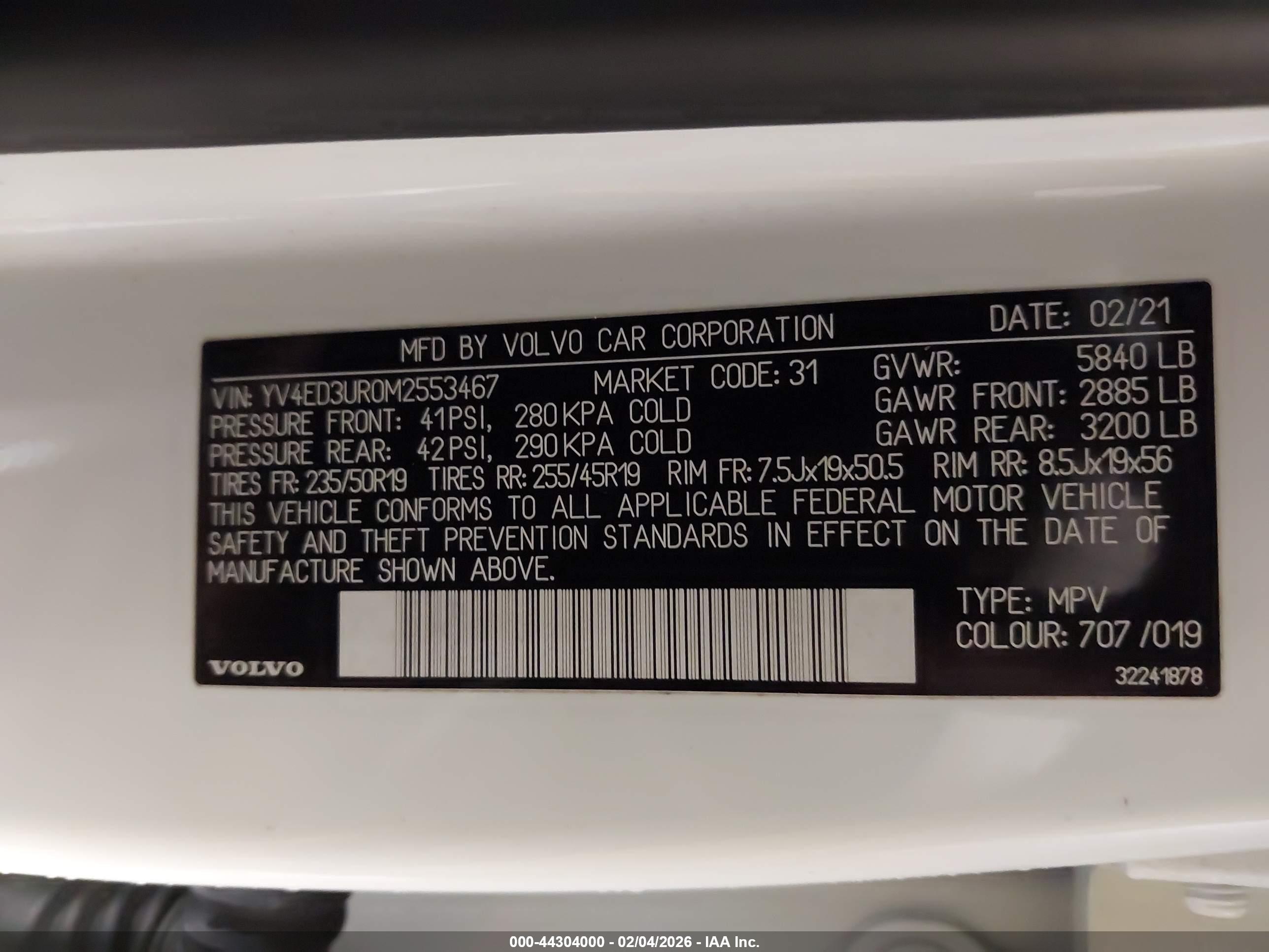 VOLVO XC40 image 9