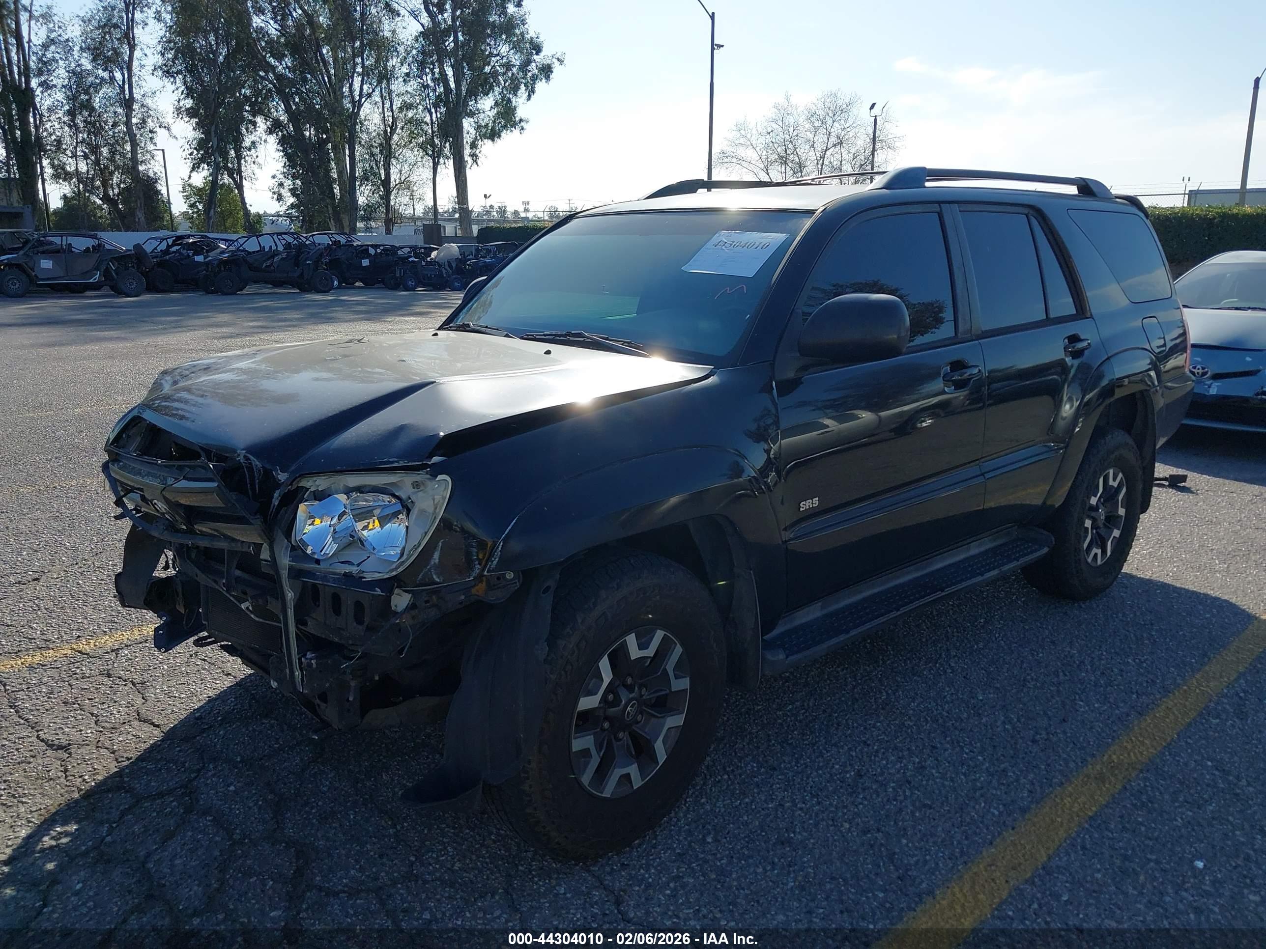 TOYOTA 4RUNNER image 2