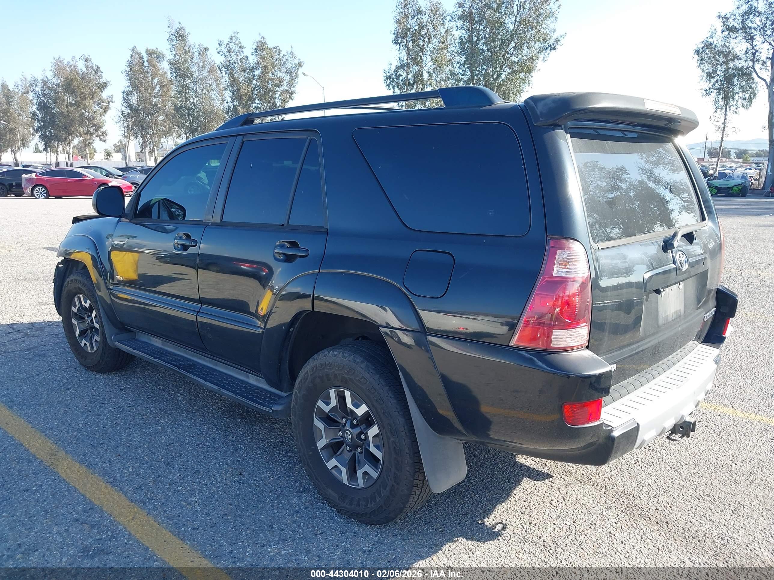 TOYOTA 4RUNNER image 3