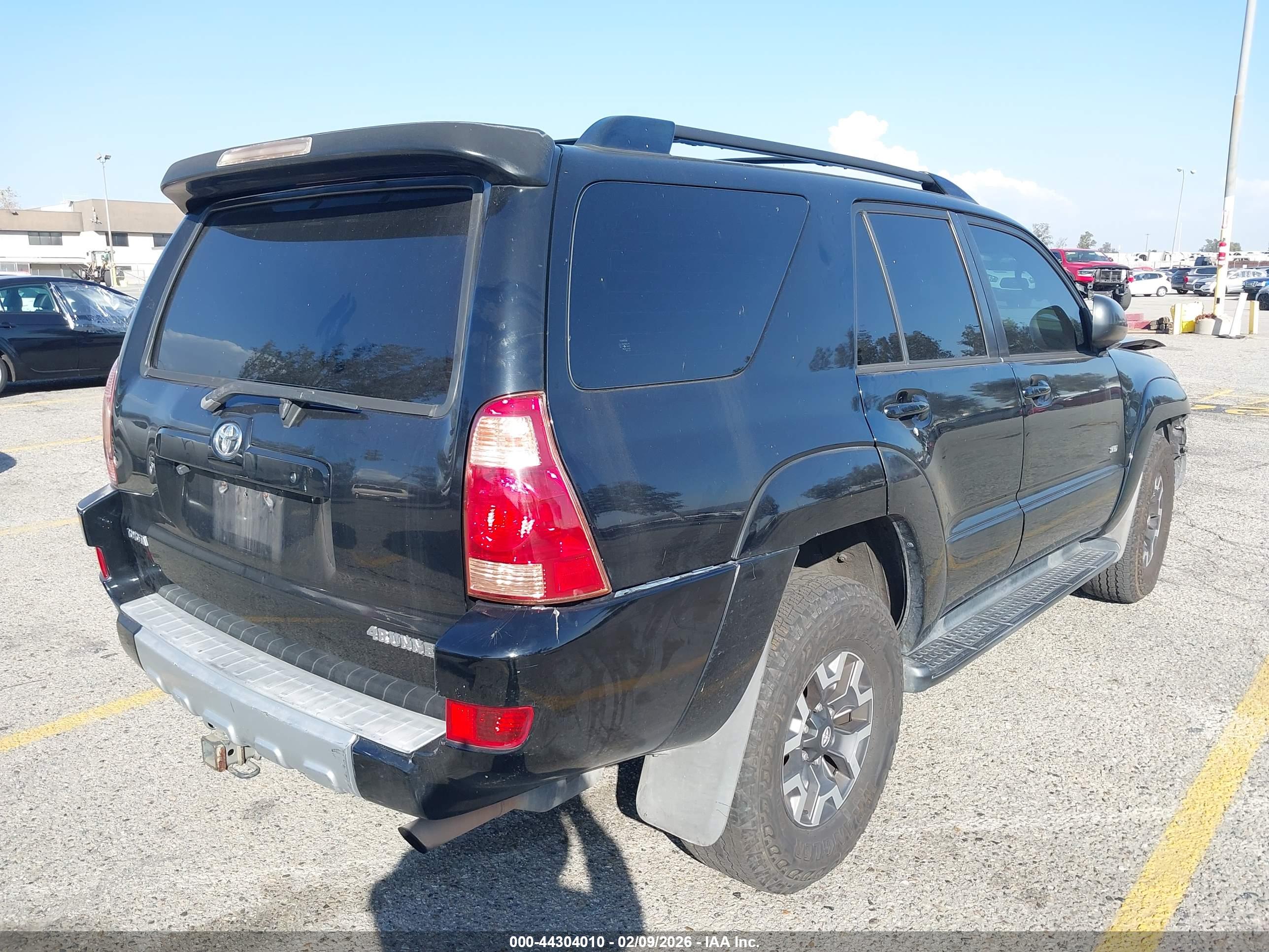 TOYOTA 4RUNNER image 4