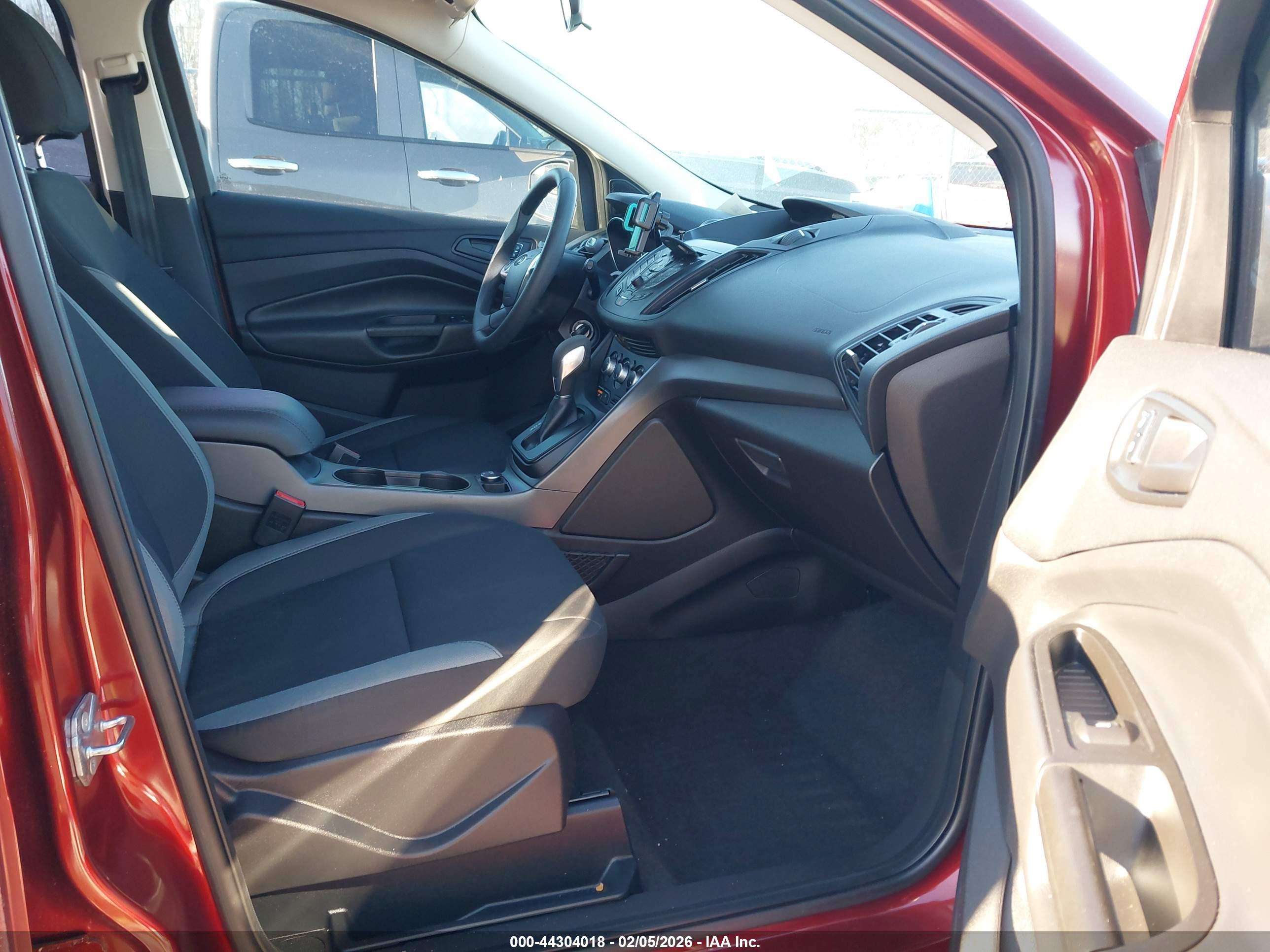 FORD ESCAPE image 5