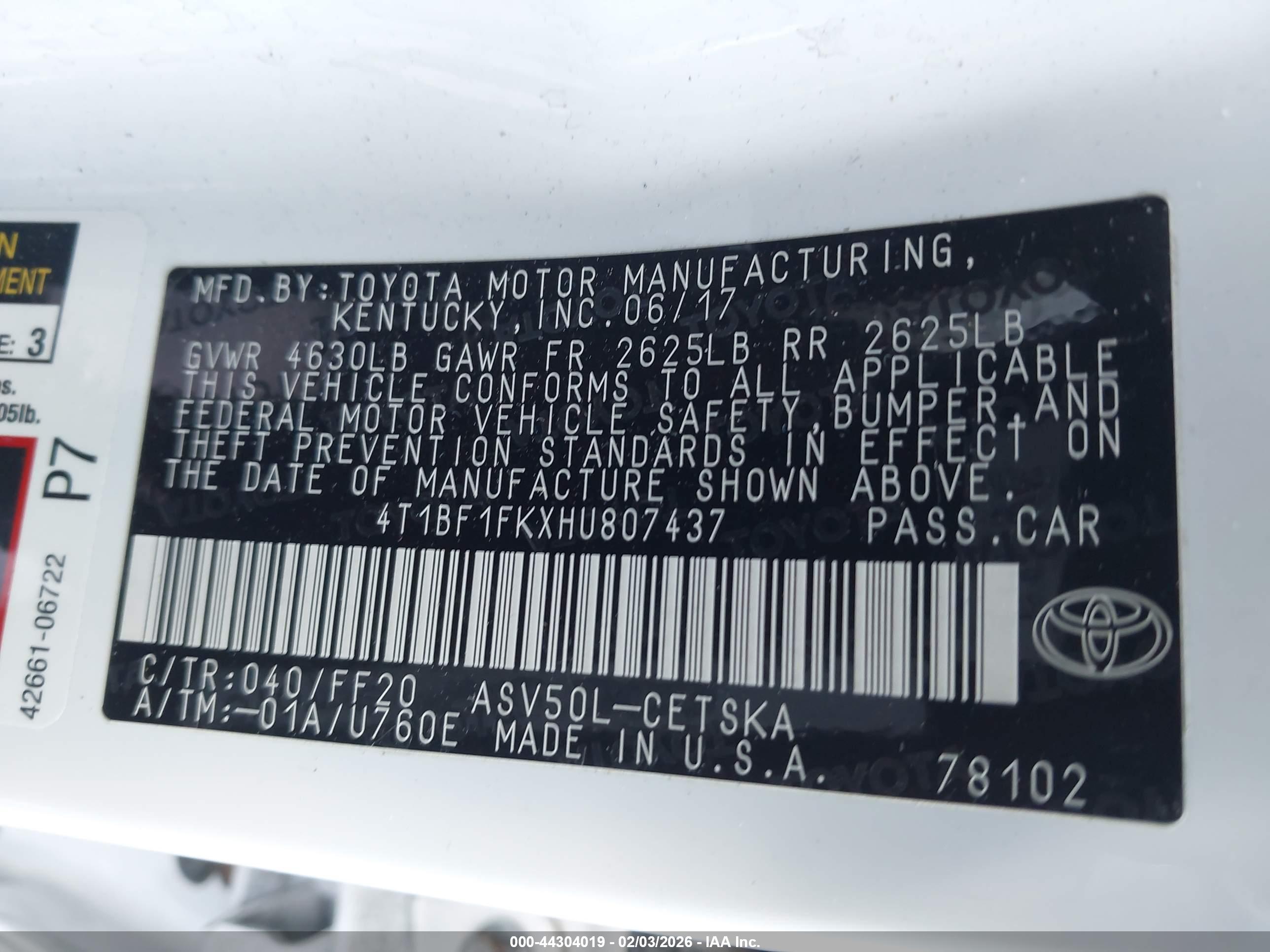 TOYOTA CAMRY image 9