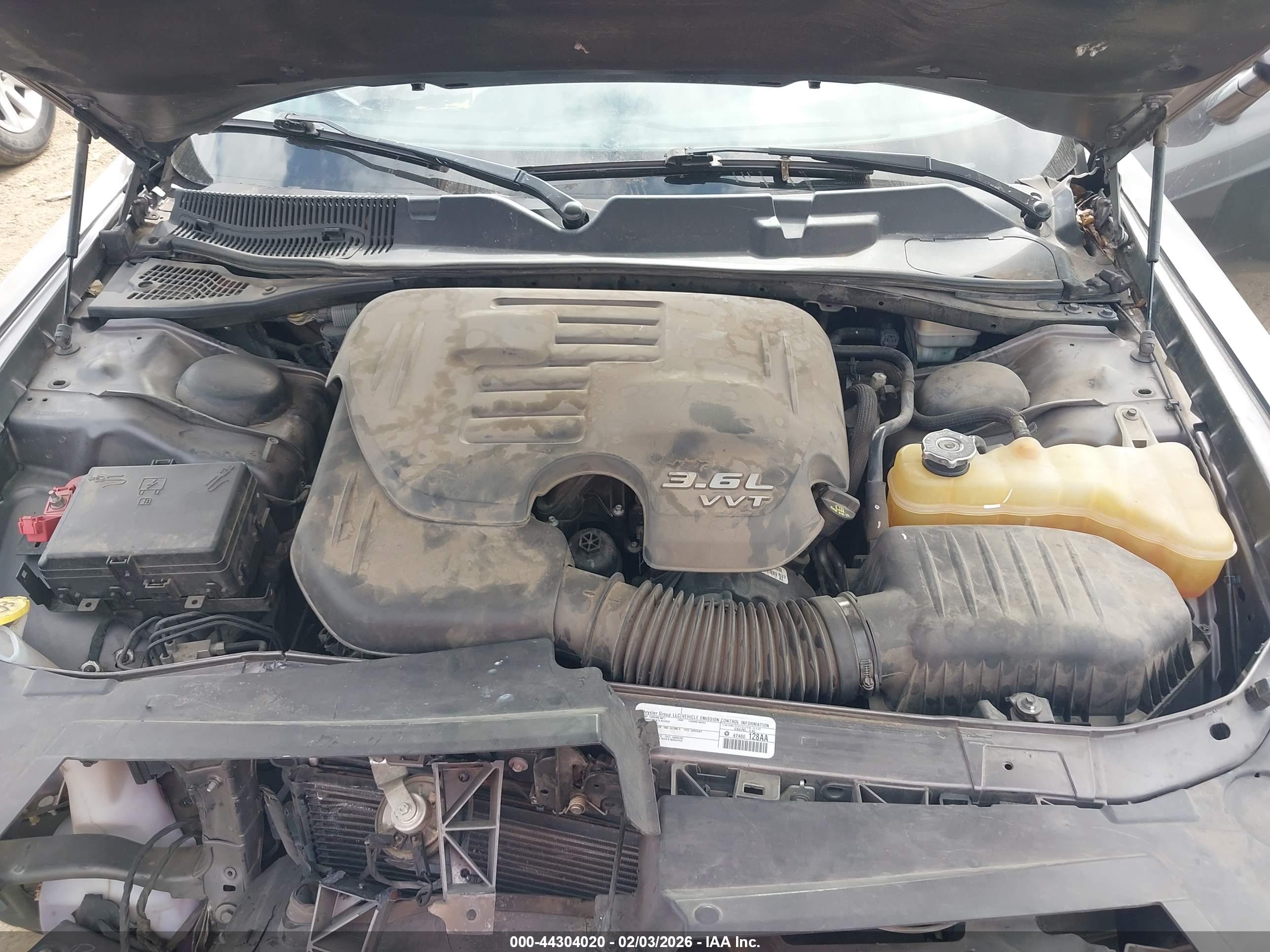DODGE CHALLENGER image 10