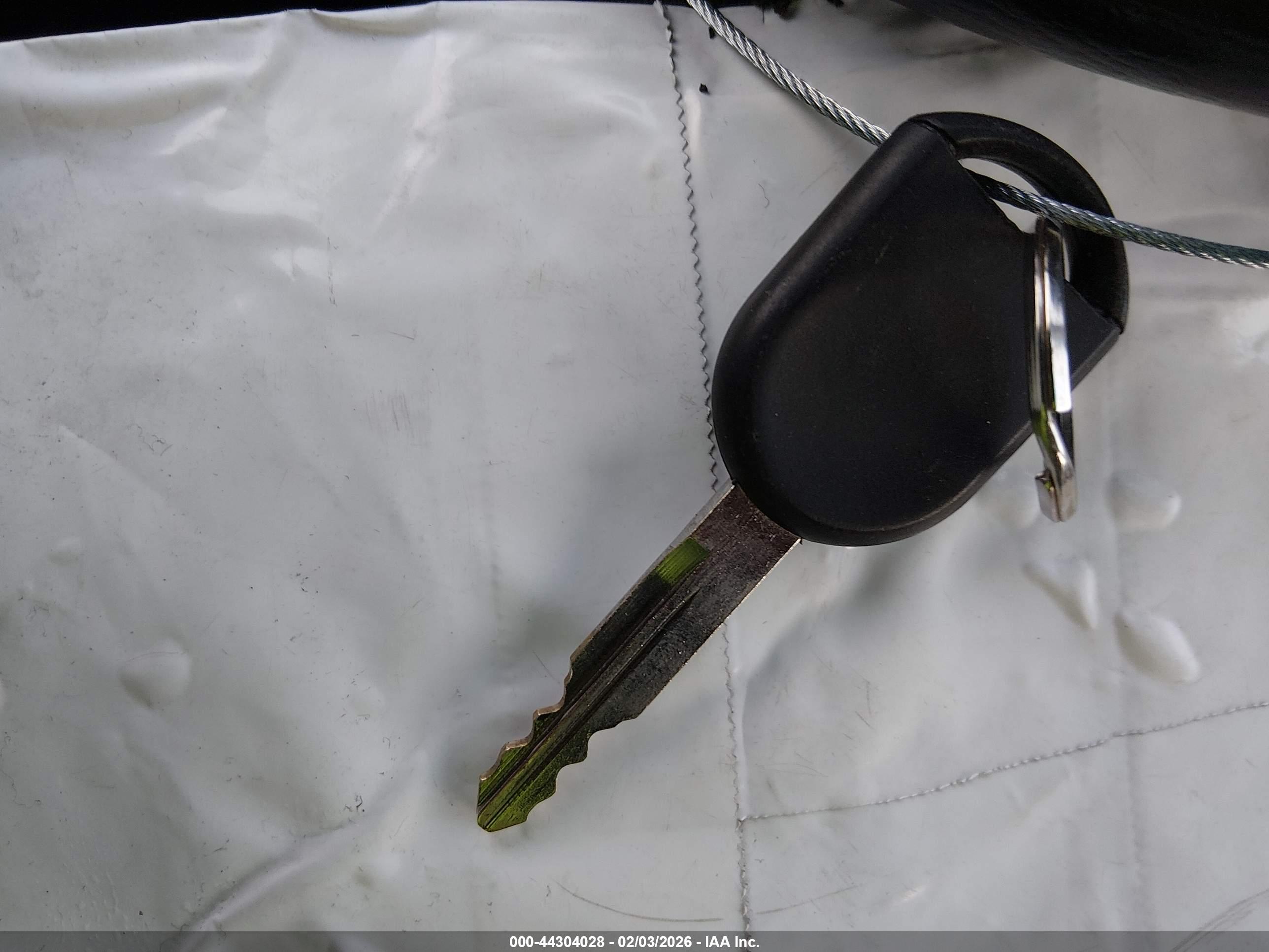 LINCOLN TOWN image 11