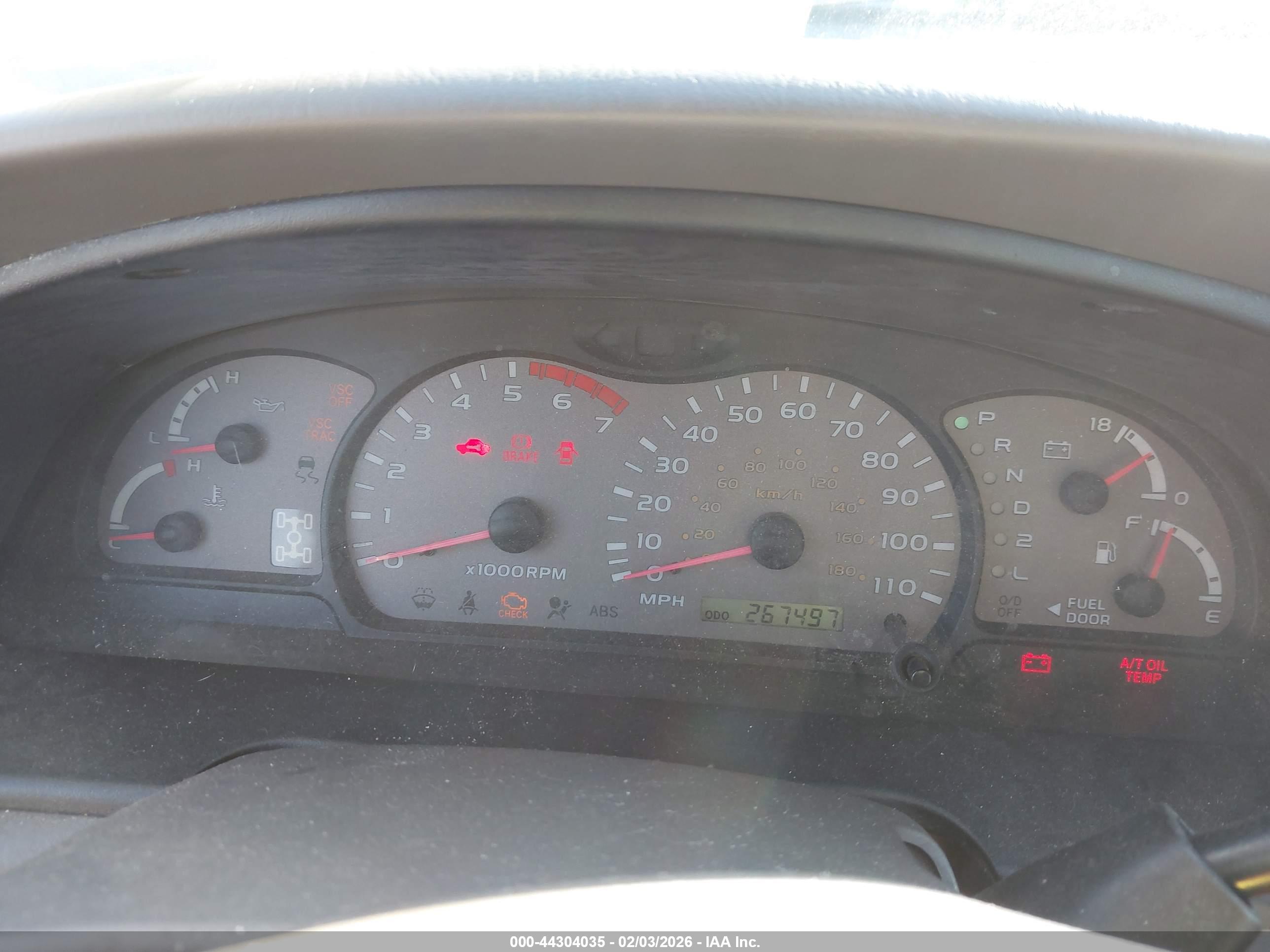 TOYOTA SEQUOIA image 7