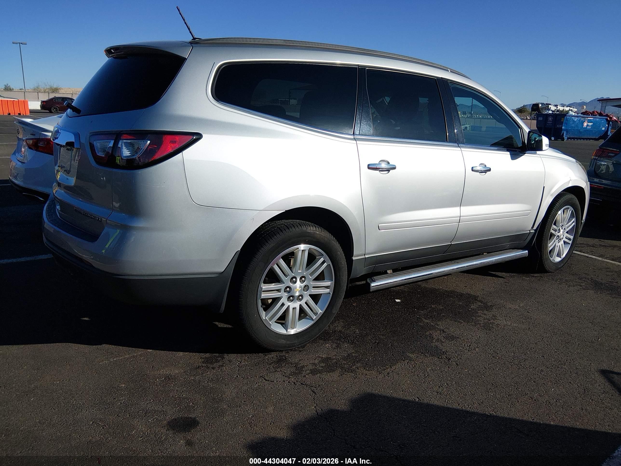 CHEVROLET TRAVERSE image 4