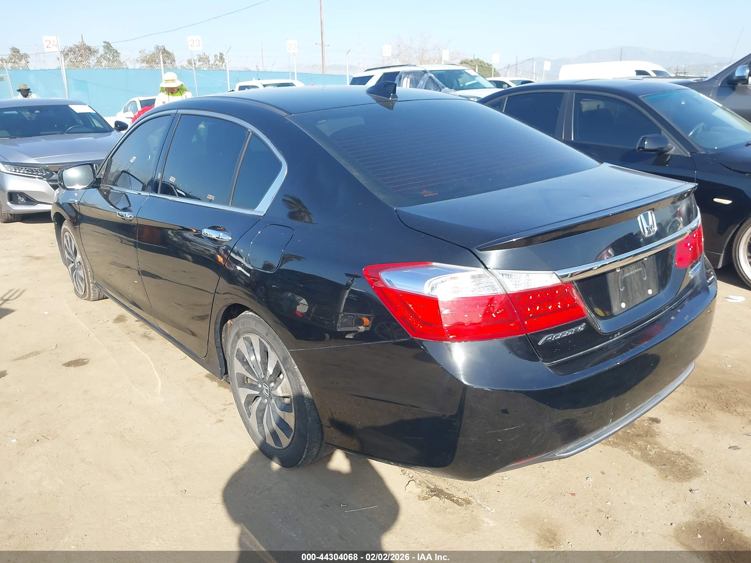 HONDA ACCORD image 3