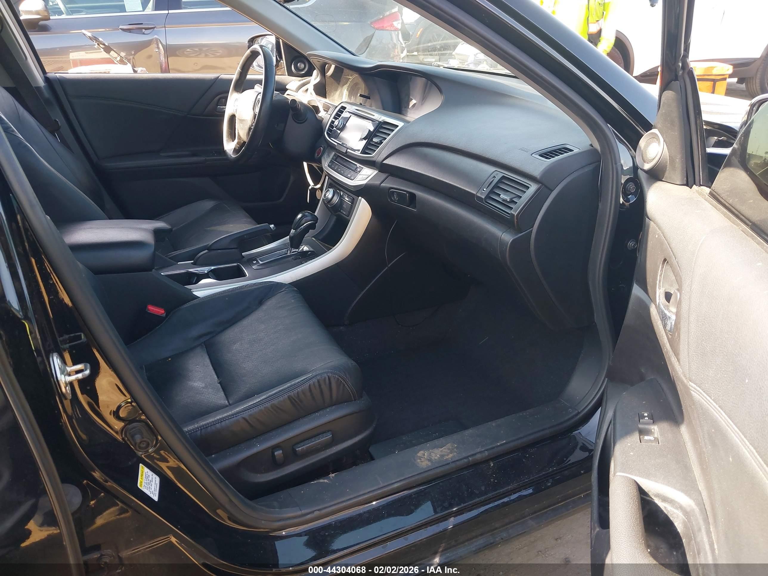 HONDA ACCORD image 5
