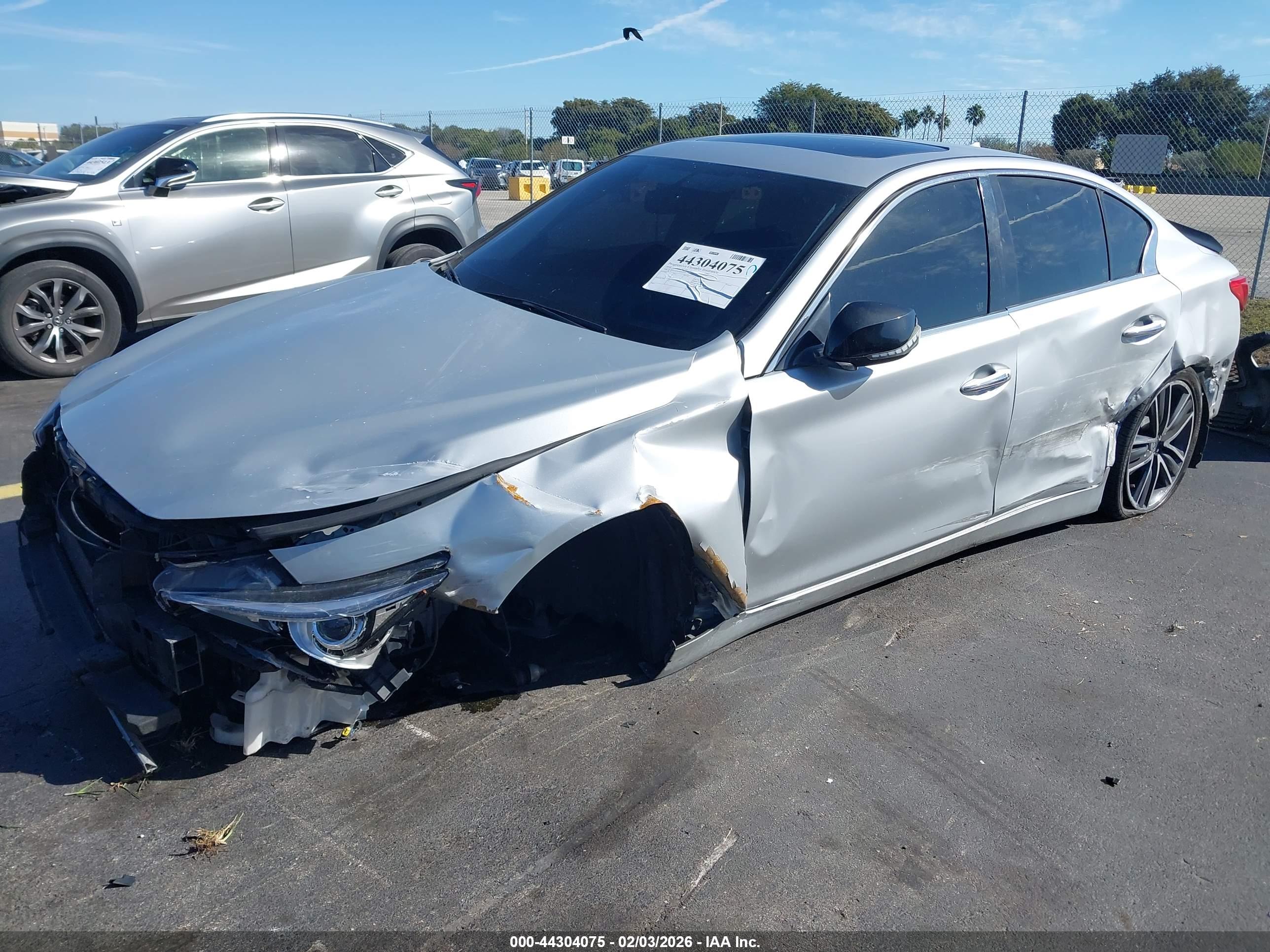 INFINITI Q50 image 6