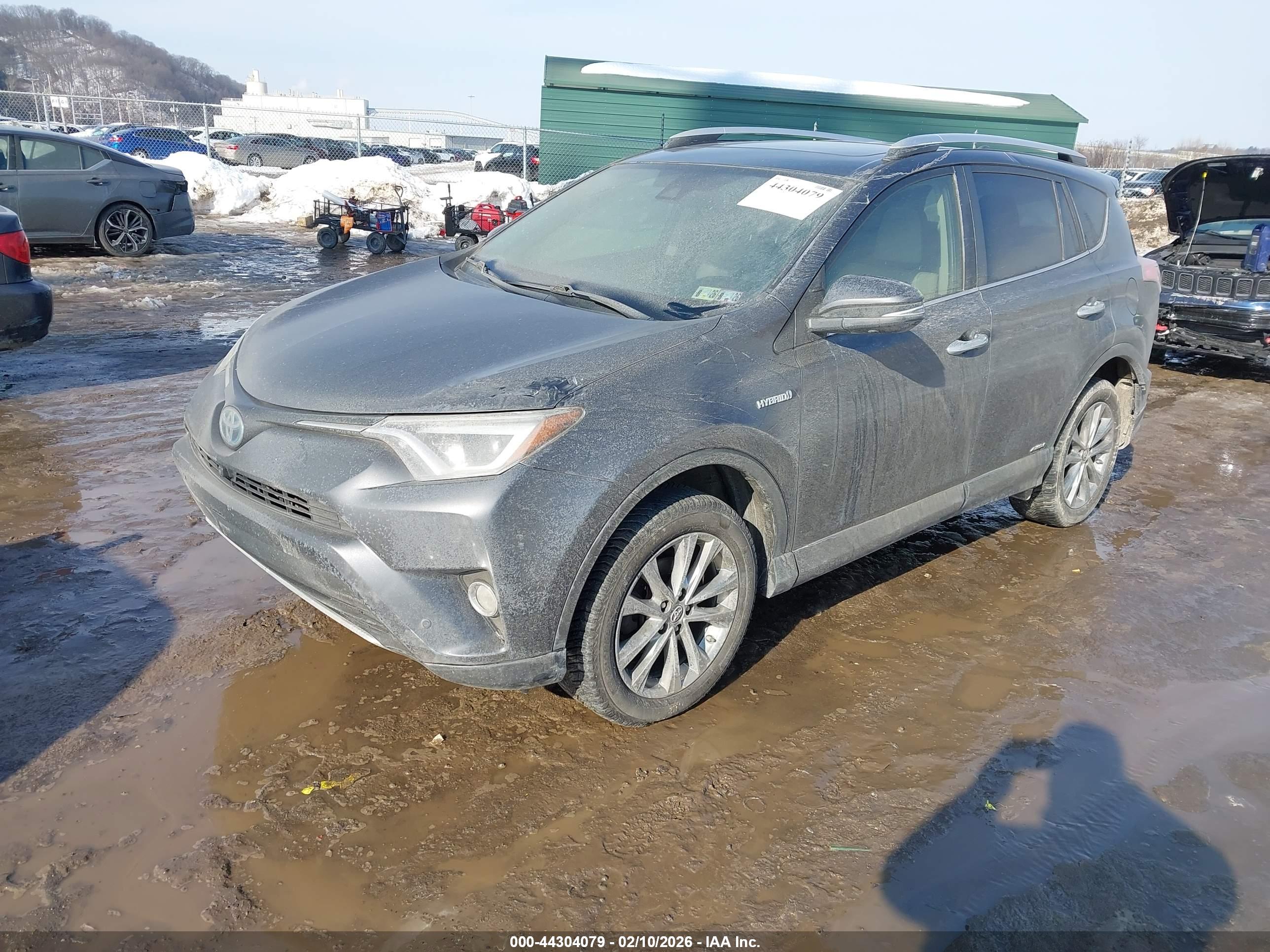 TOYOTA RAV4 image 2