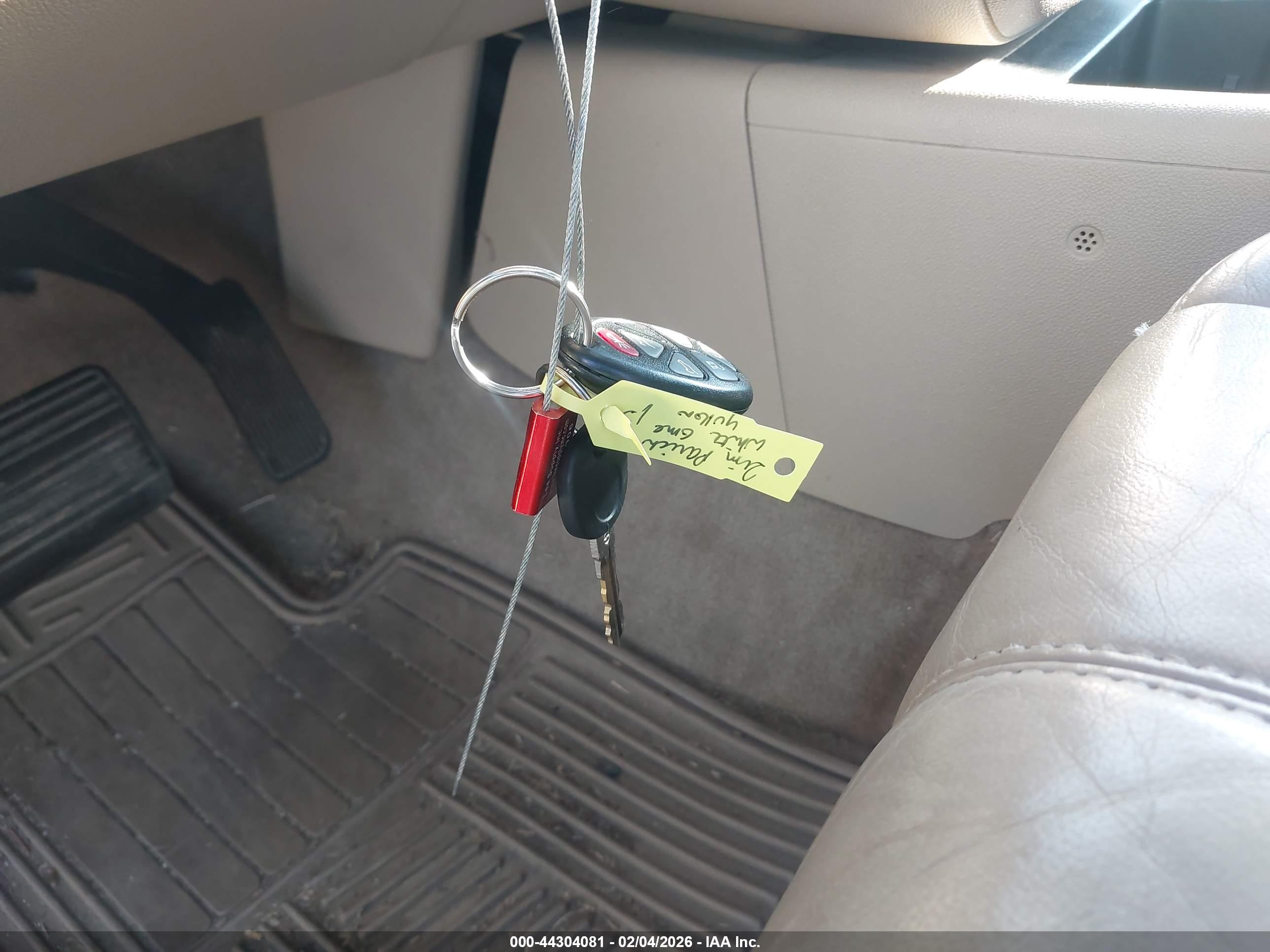 GMC YUKON image 11
