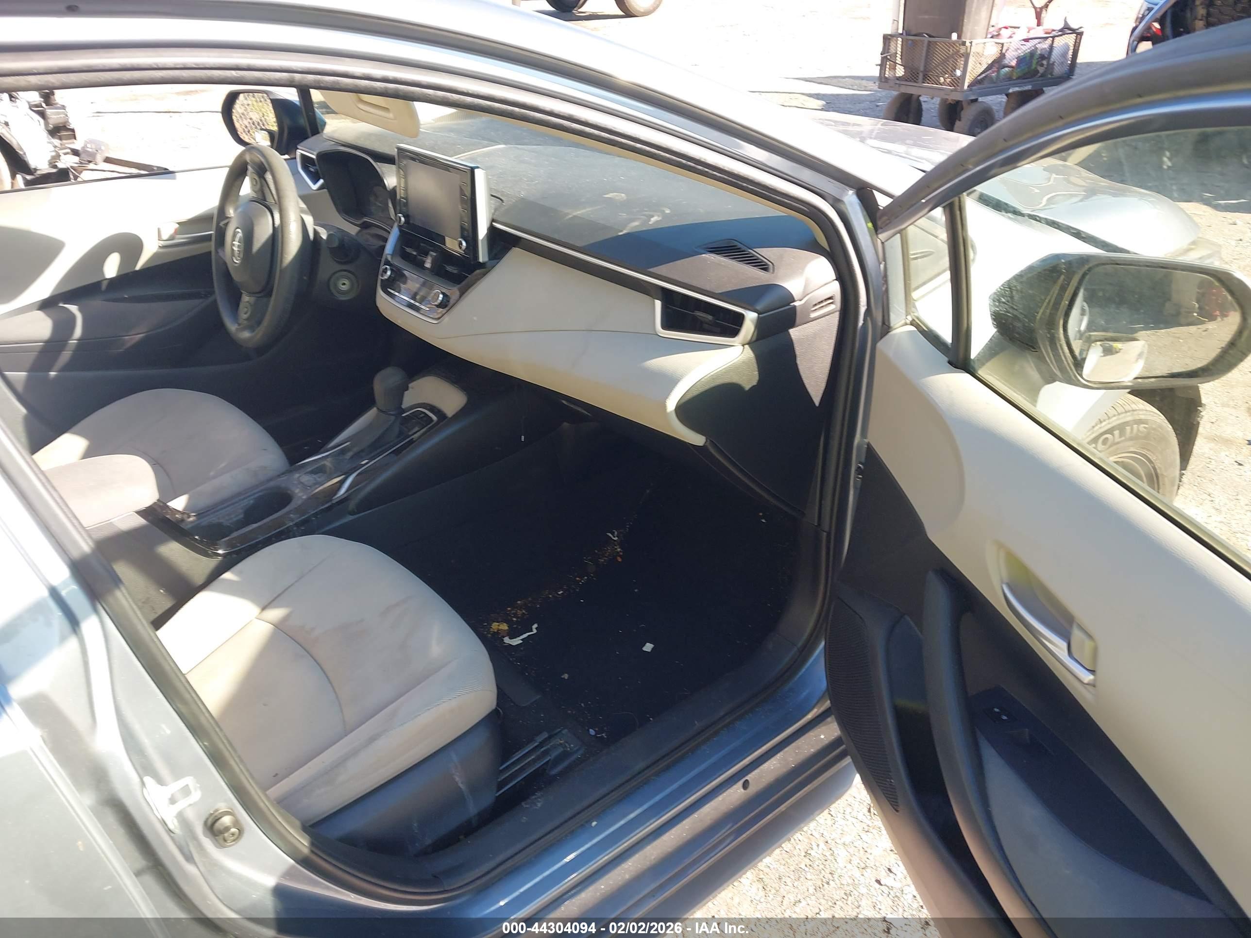 TOYOTA COROLLA image 5