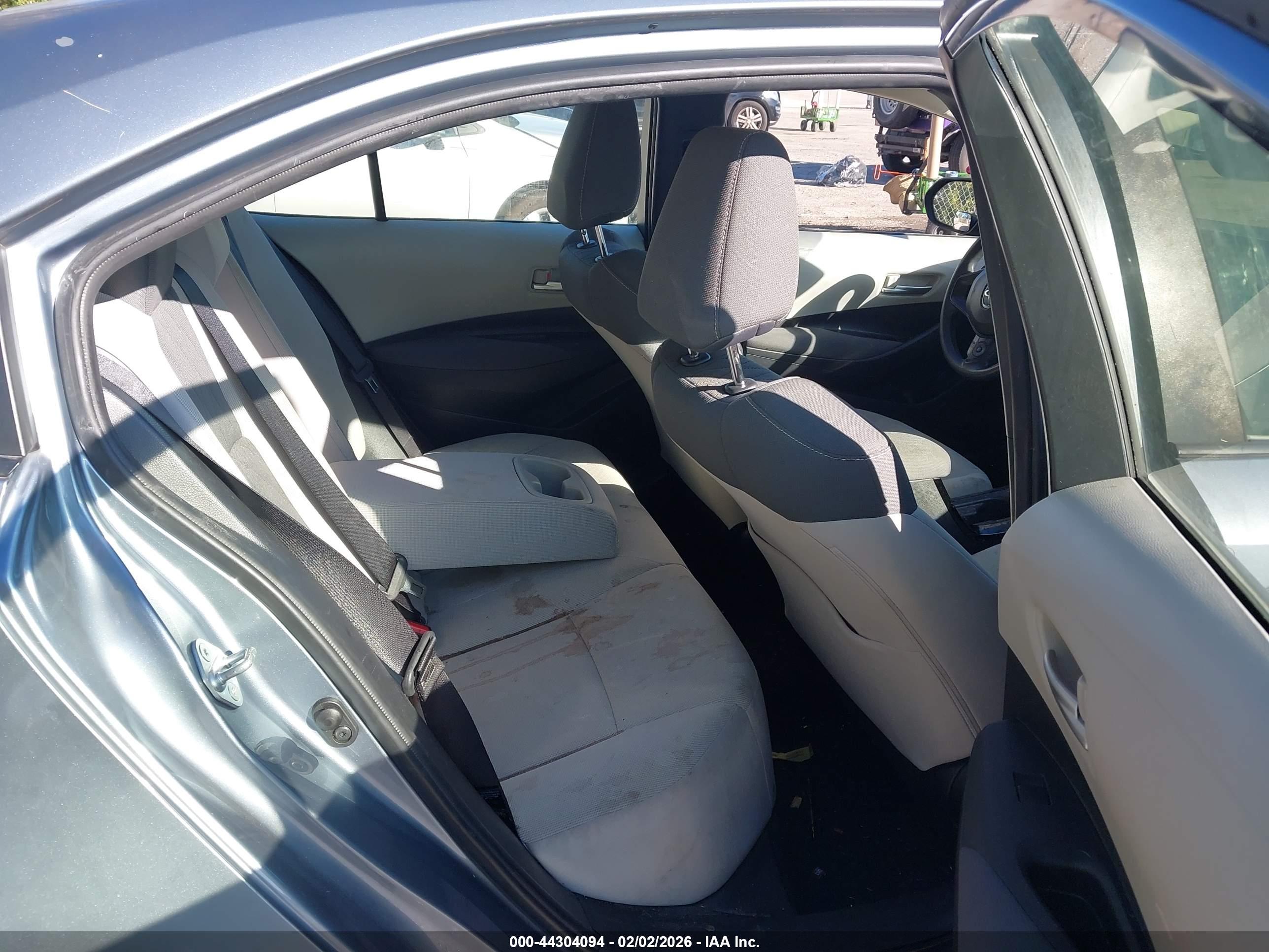 TOYOTA COROLLA image 8