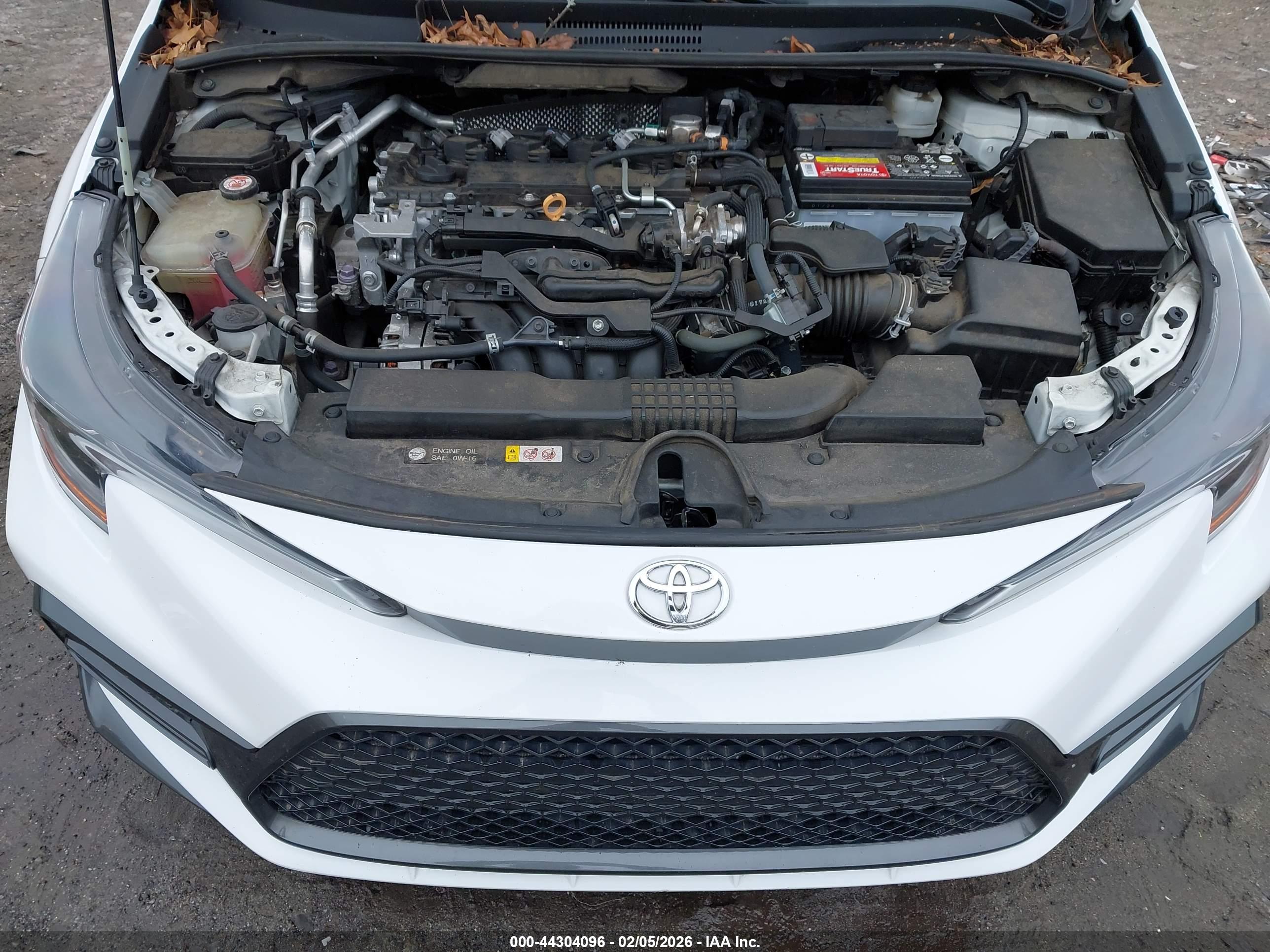 TOYOTA COROLLA image 10