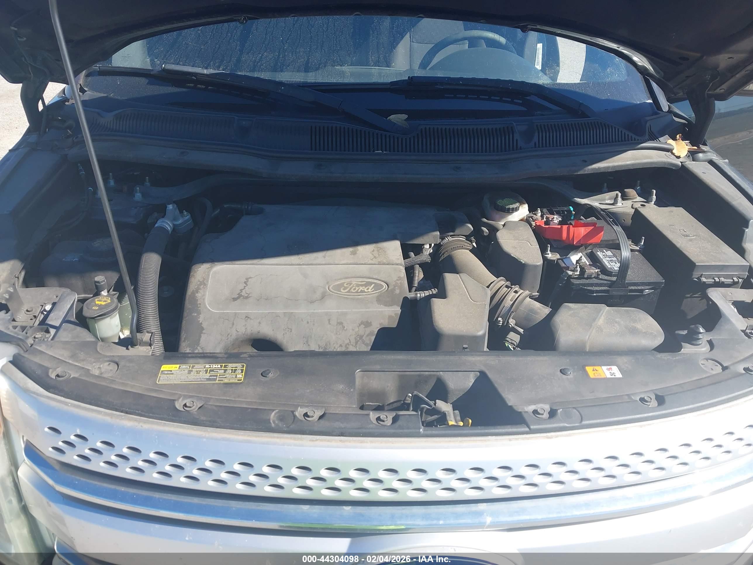 FORD EXPLORER image 10