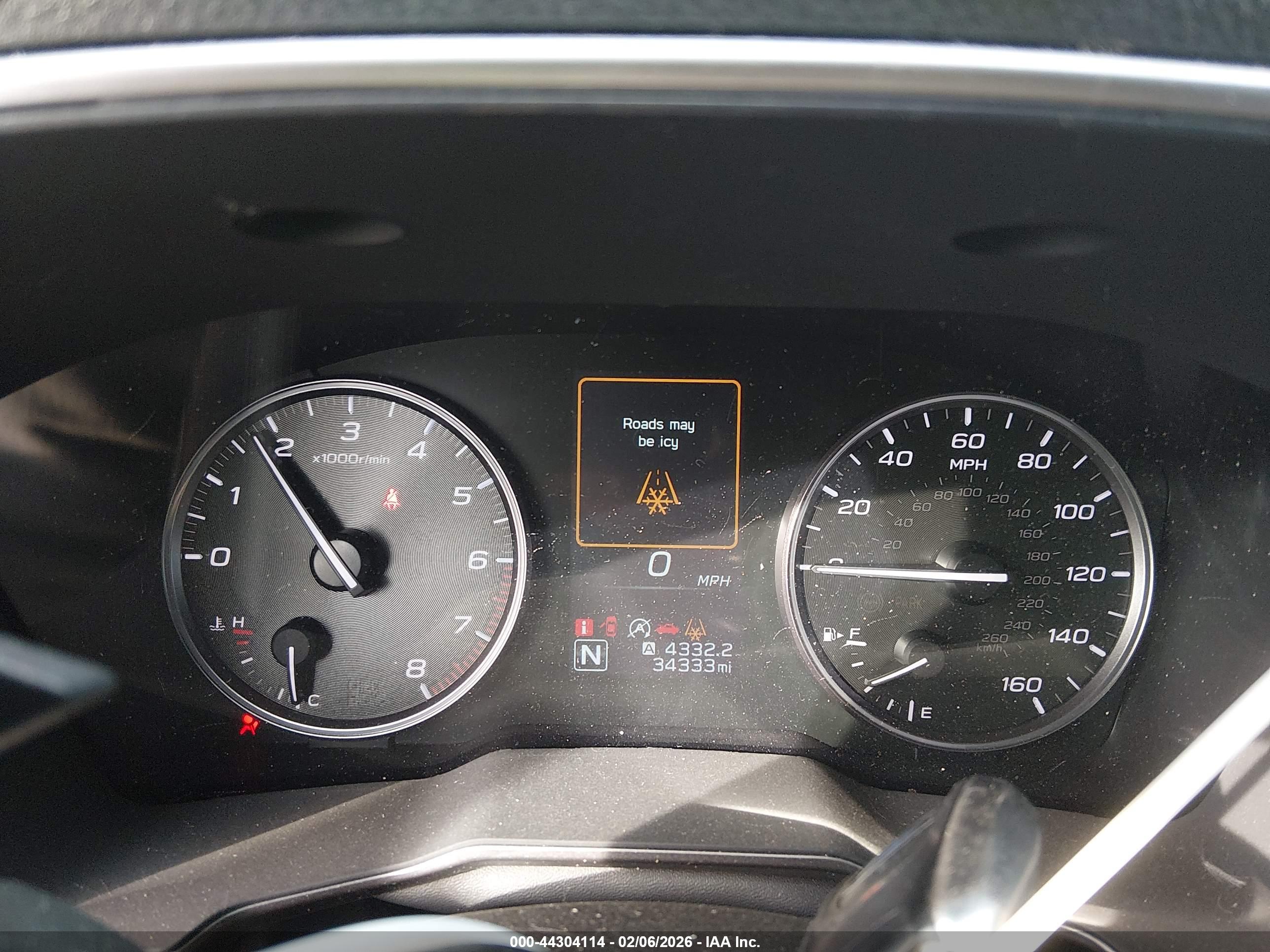 SUBARU OUTBACK image 7
