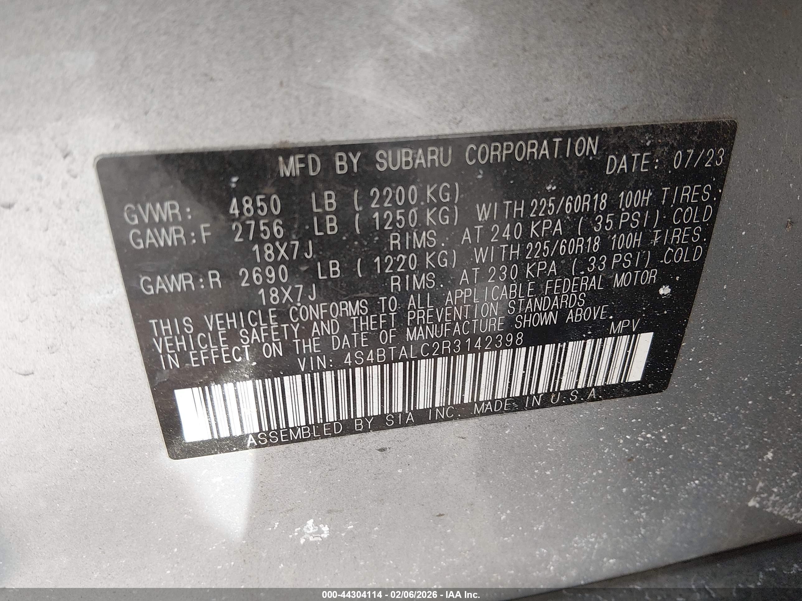 SUBARU OUTBACK image 9