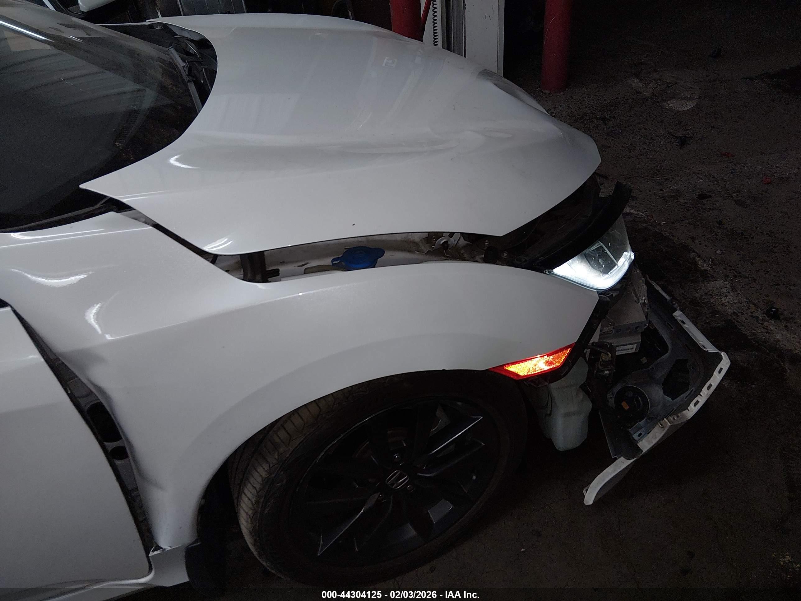 HONDA CIVIC image 6