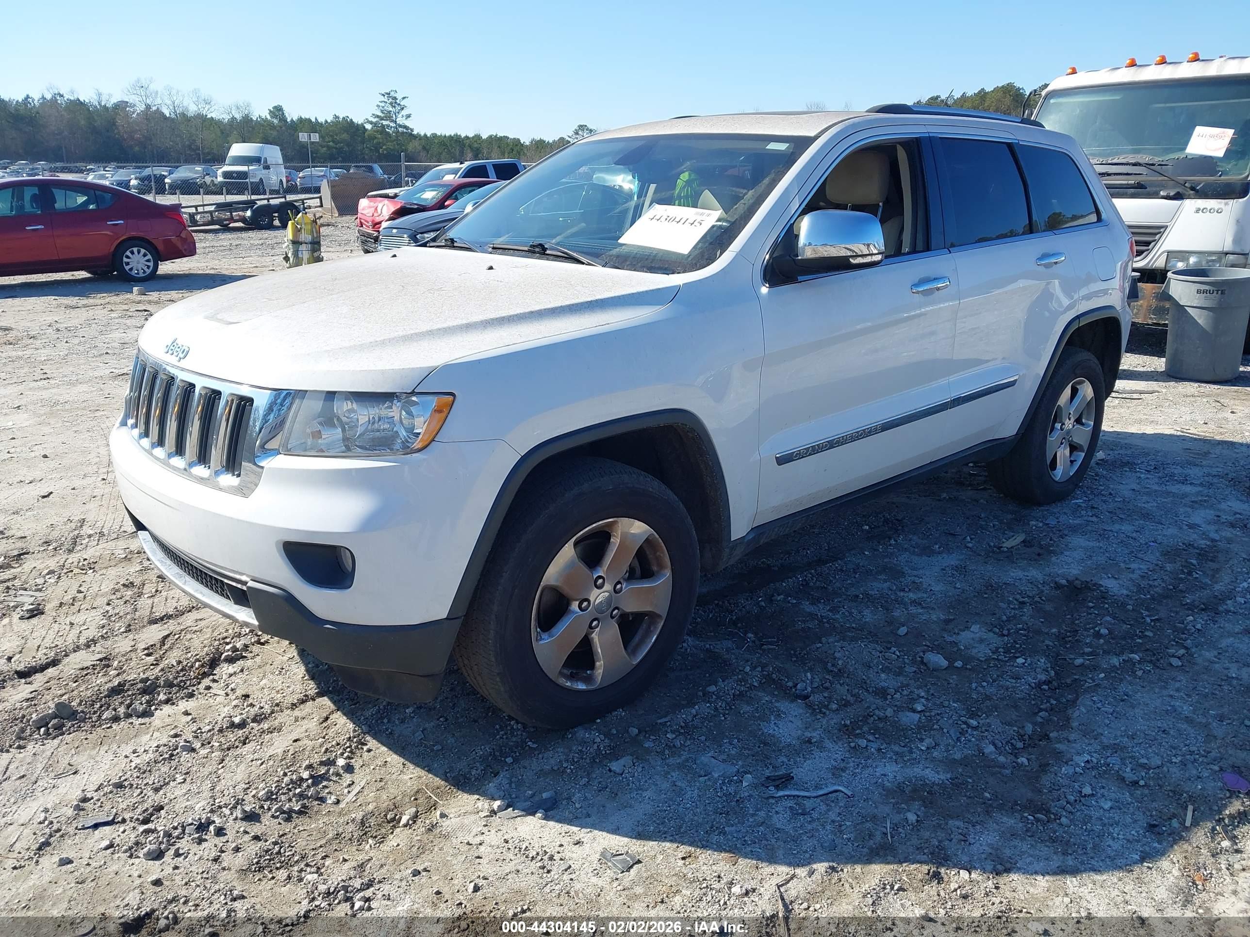 JEEP GRAND image 2