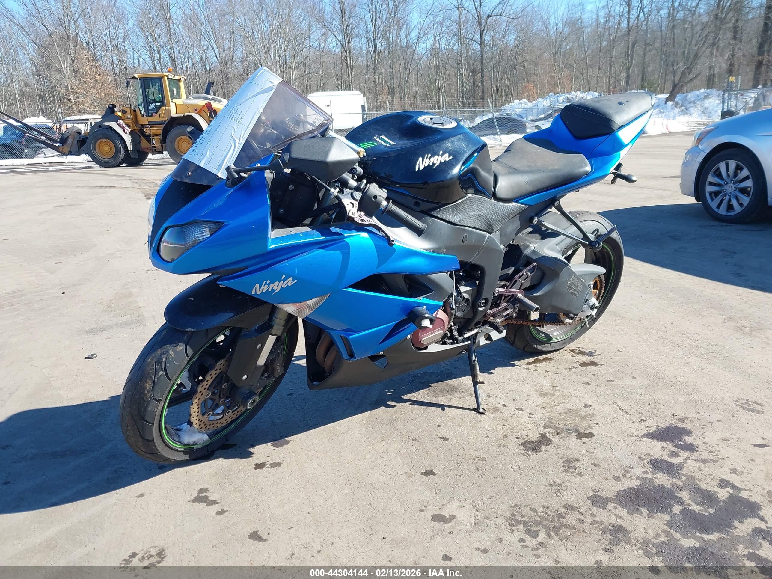 KAWASAKI ZX600 image 2