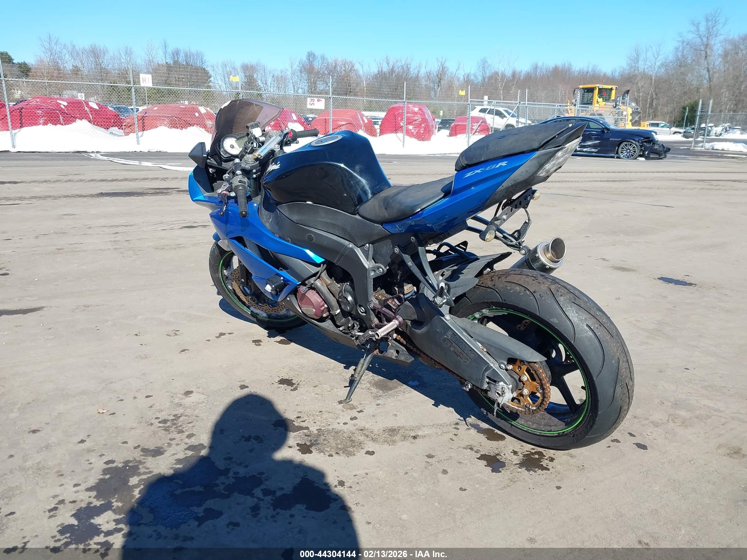 KAWASAKI ZX600 image 3