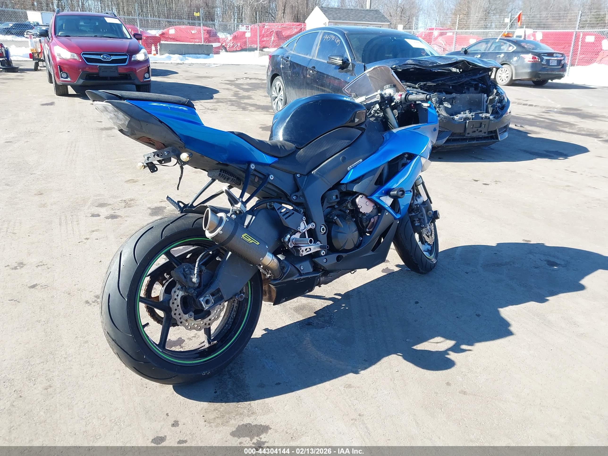 KAWASAKI ZX600 image 4