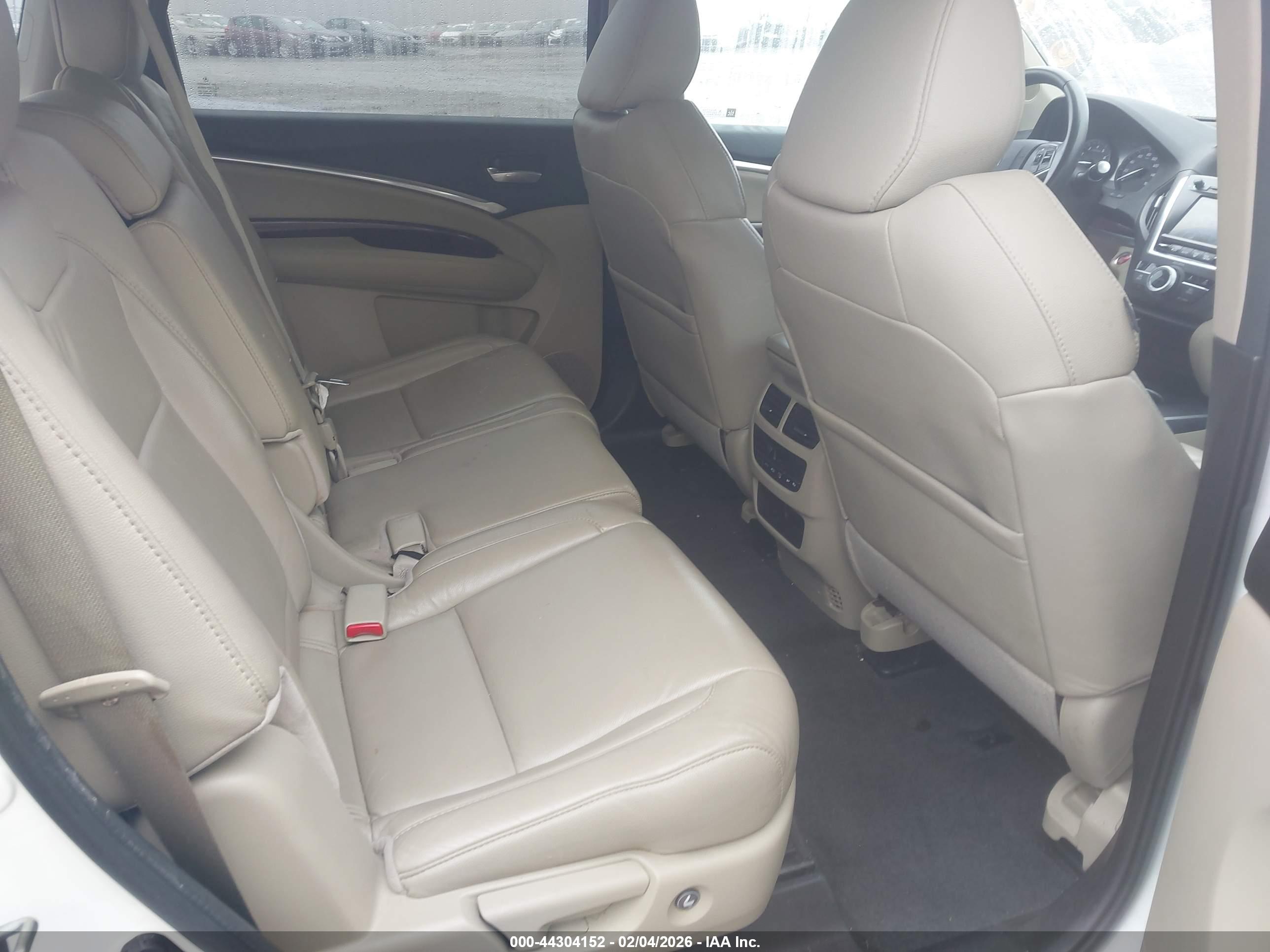 ACURA MDX image 8