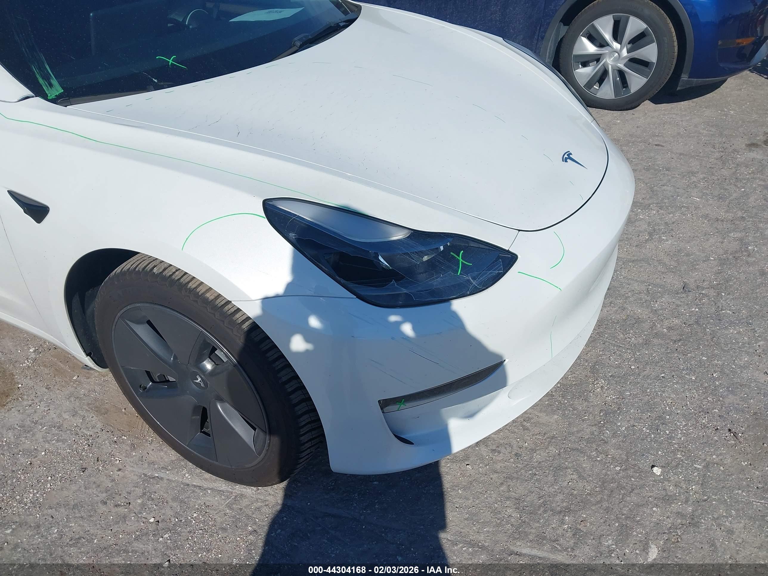 TESLA MODEL image 6