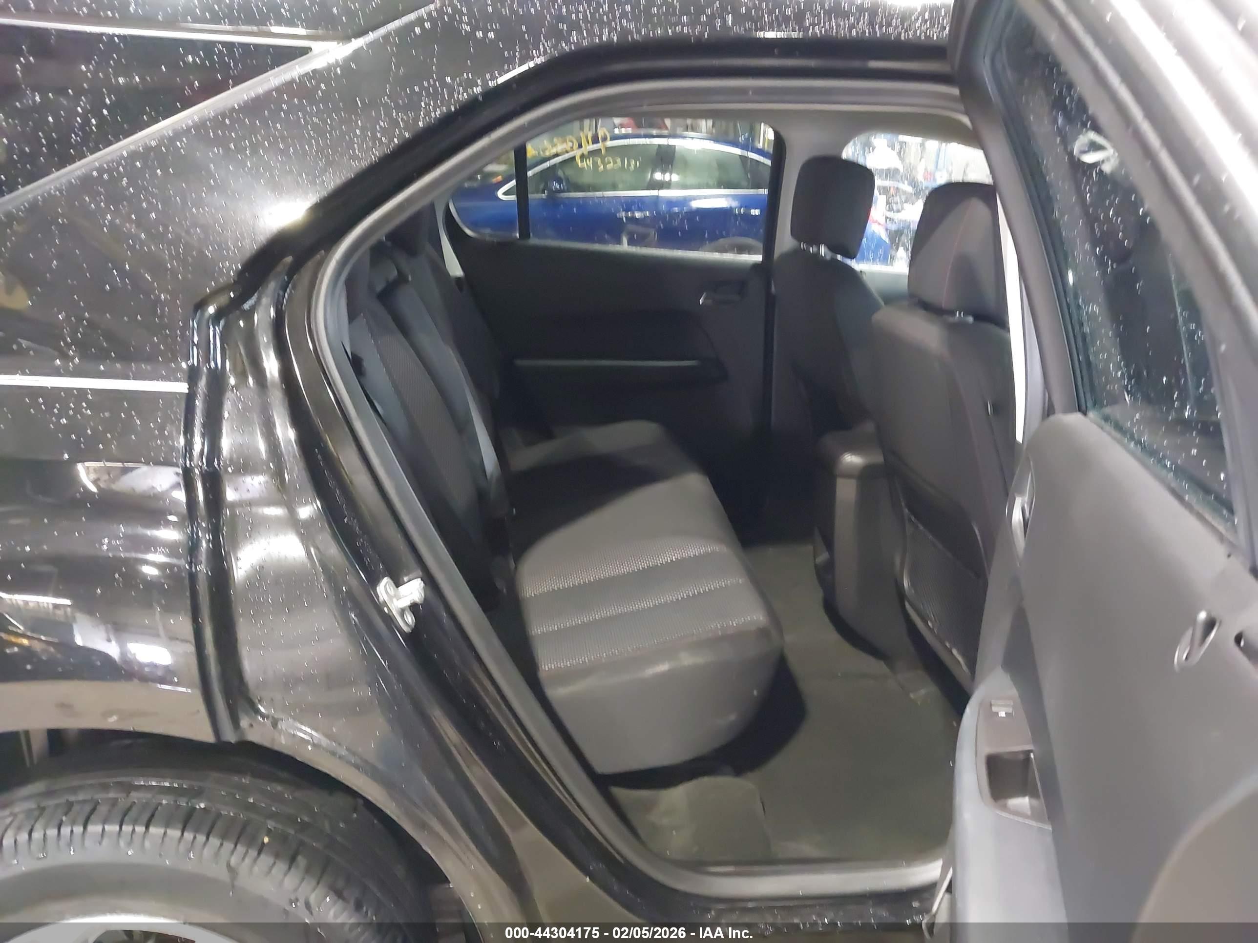 CHEVROLET EQUINOX image 8