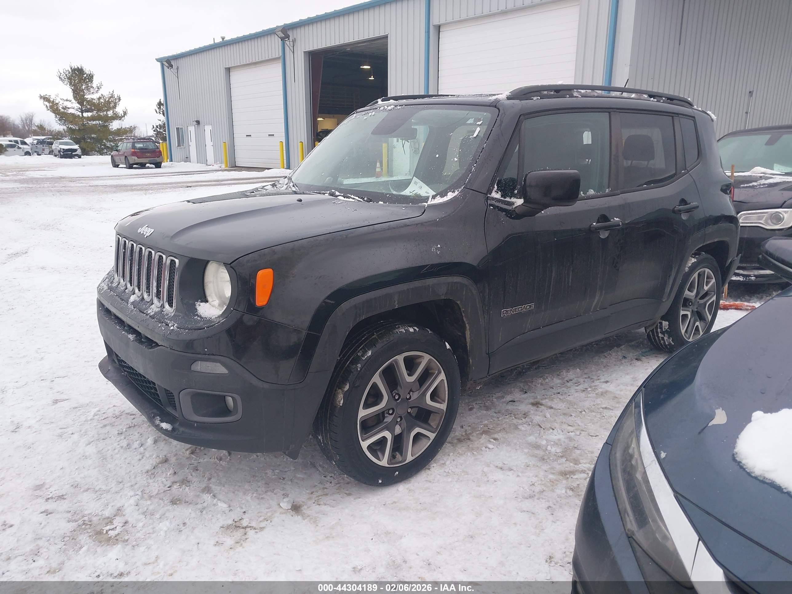 JEEP RENEGADE image 2