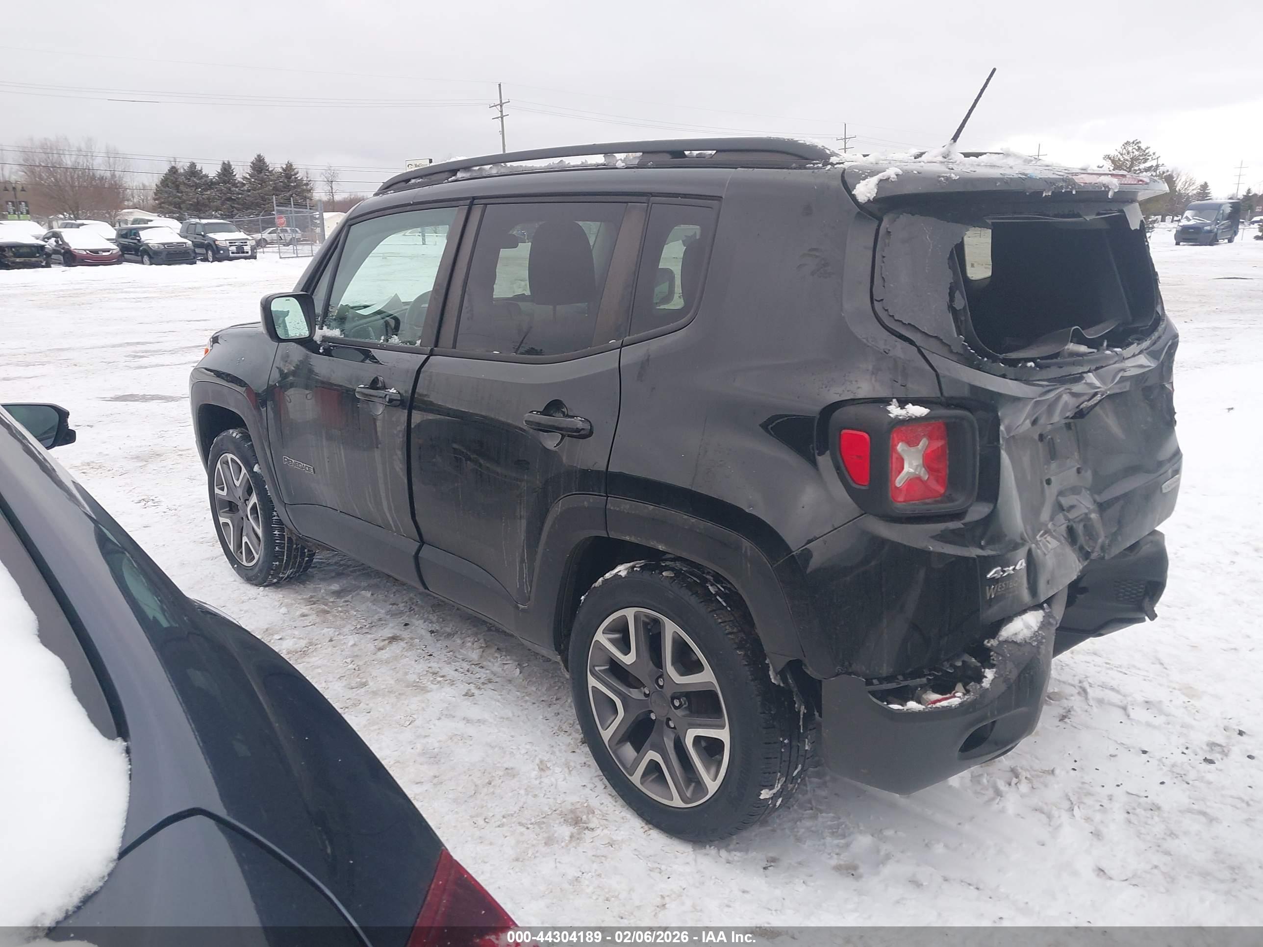 JEEP RENEGADE image 3