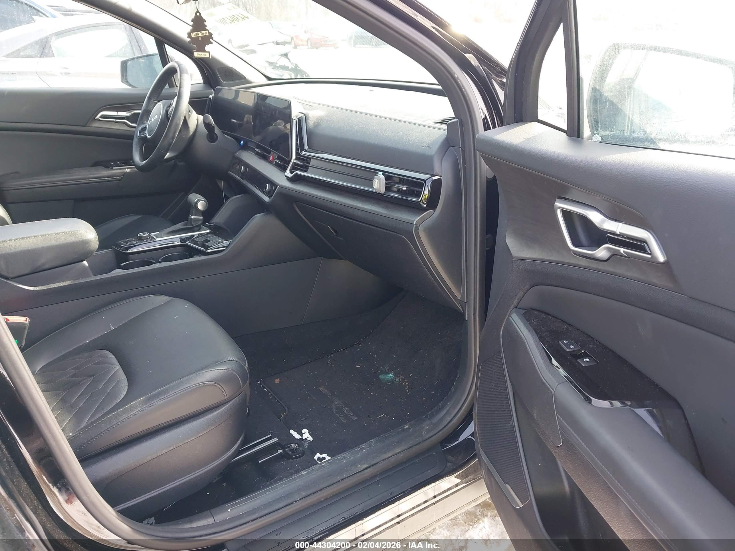 KIA SPORTAGE image 5