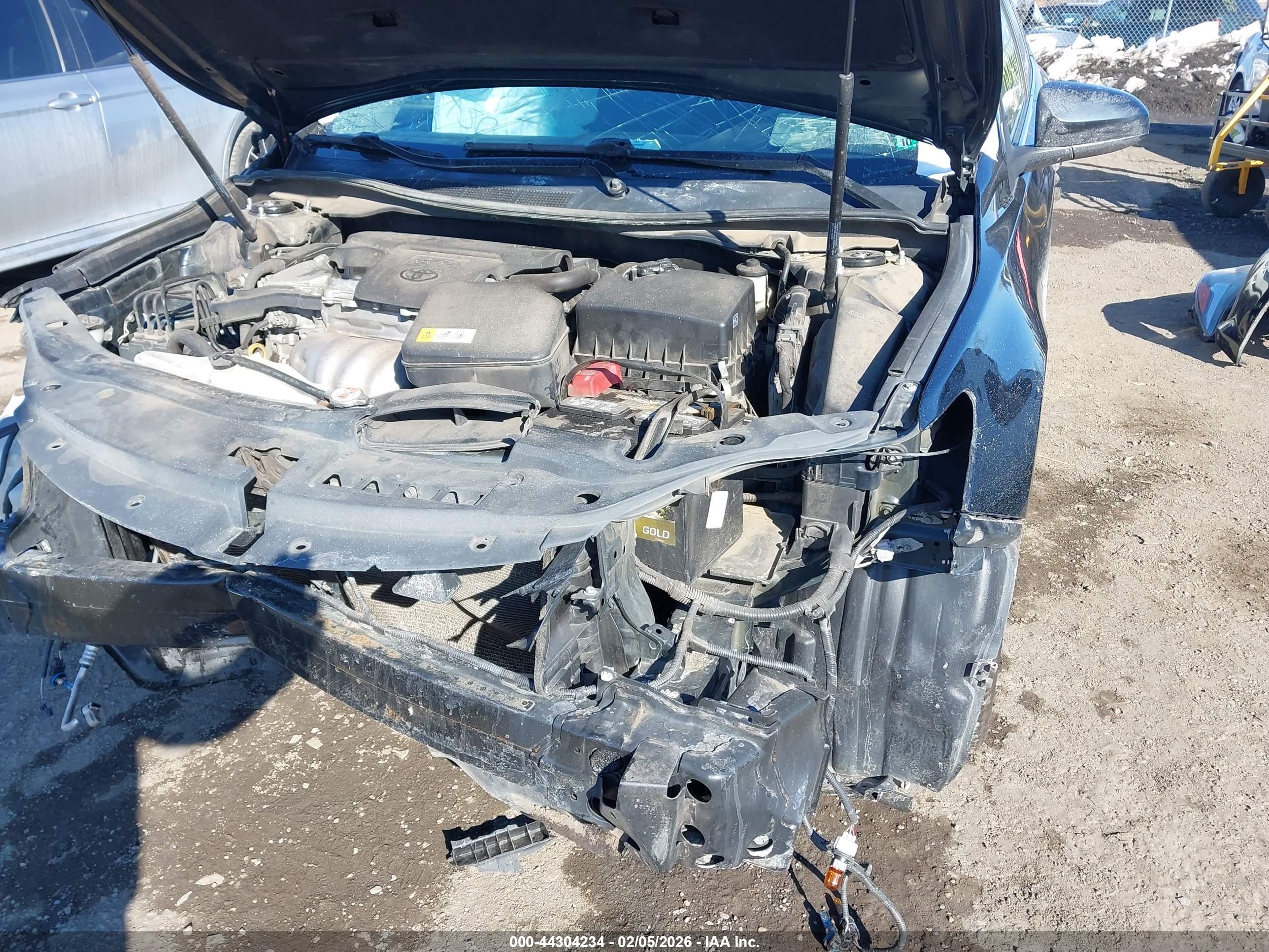 TOYOTA CAMRY image 6