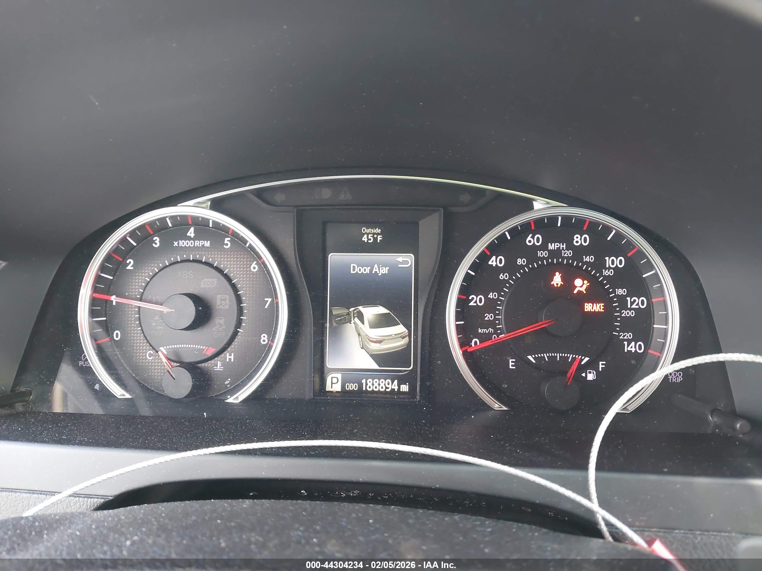 TOYOTA CAMRY image 7