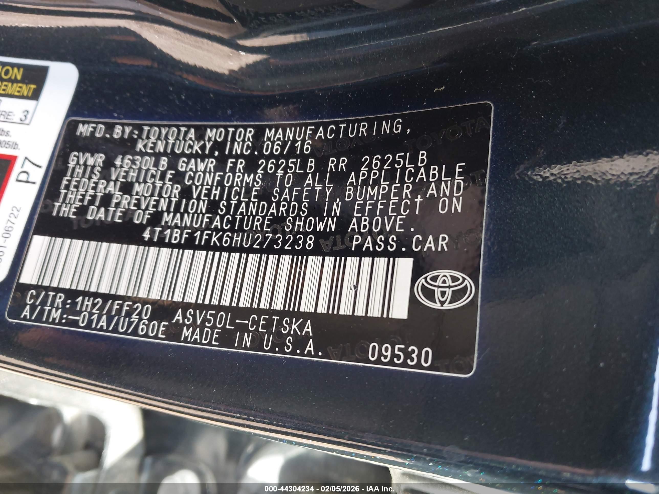 TOYOTA CAMRY image 9