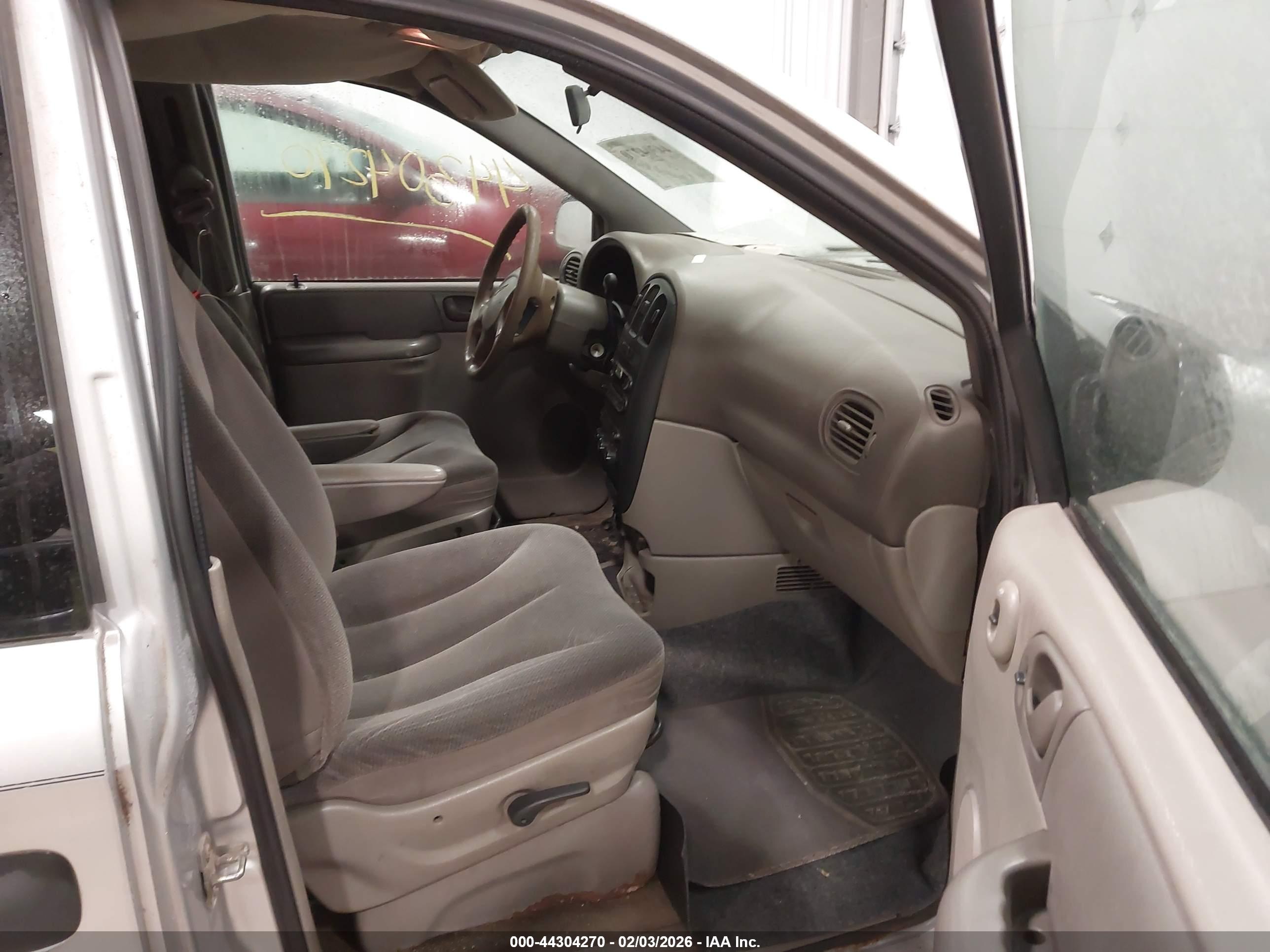 DODGE GRAND image 5