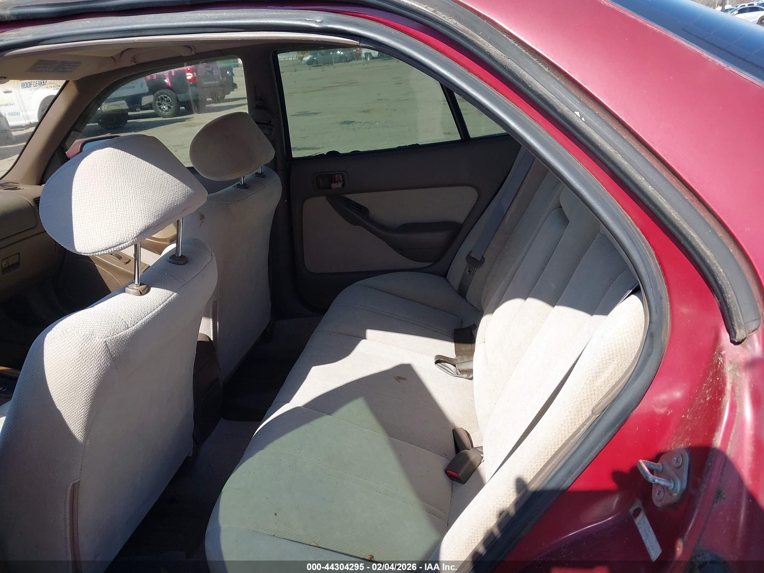 TOYOTA CAMRY image 8