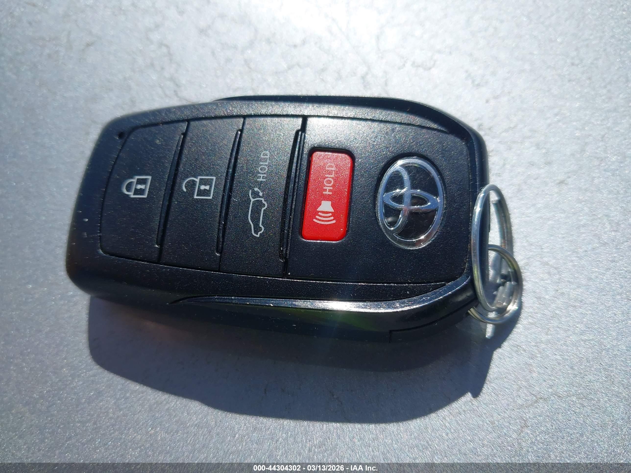 TOYOTA COROLLA image 11