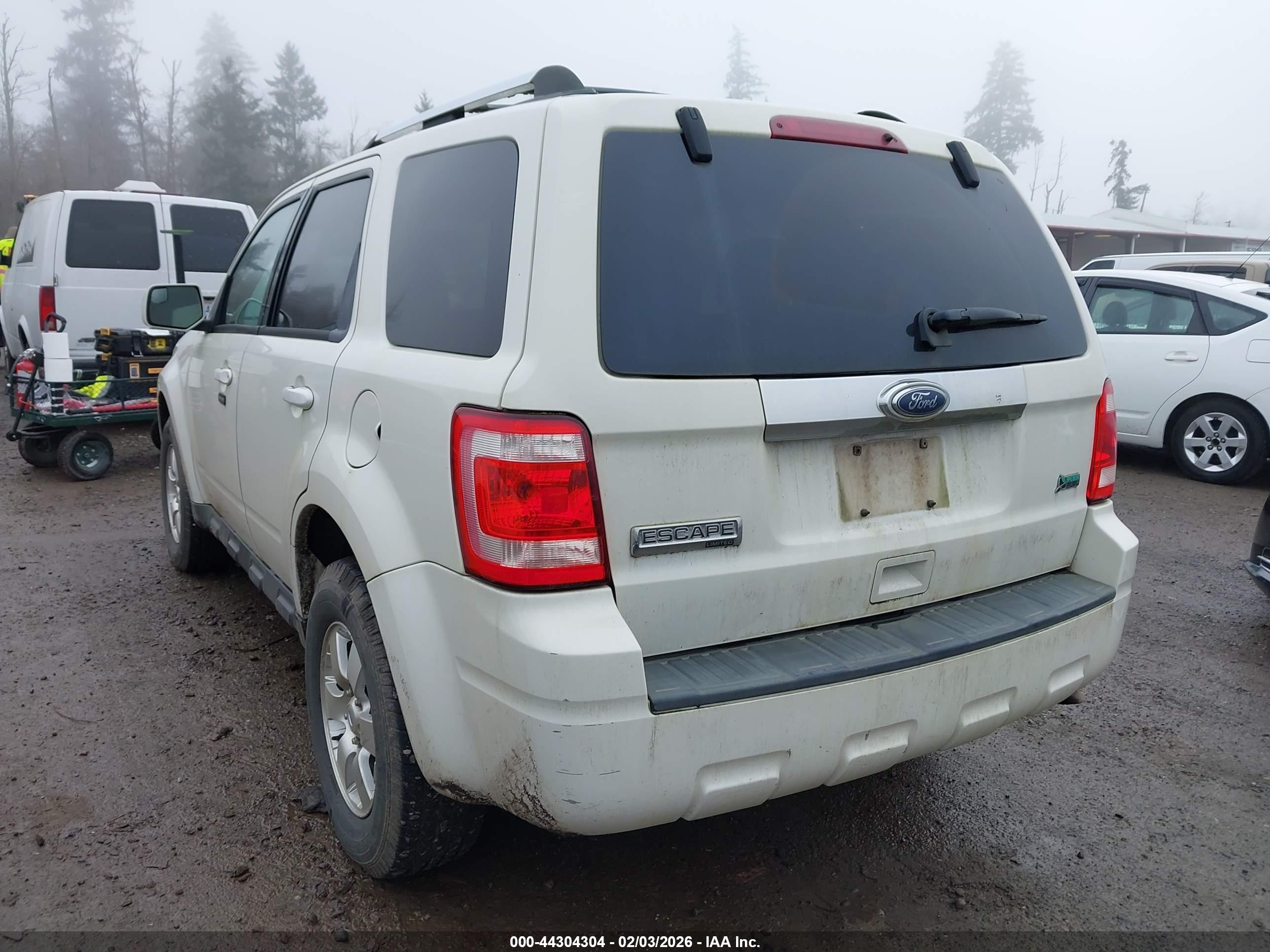 FORD ESCAPE image 6